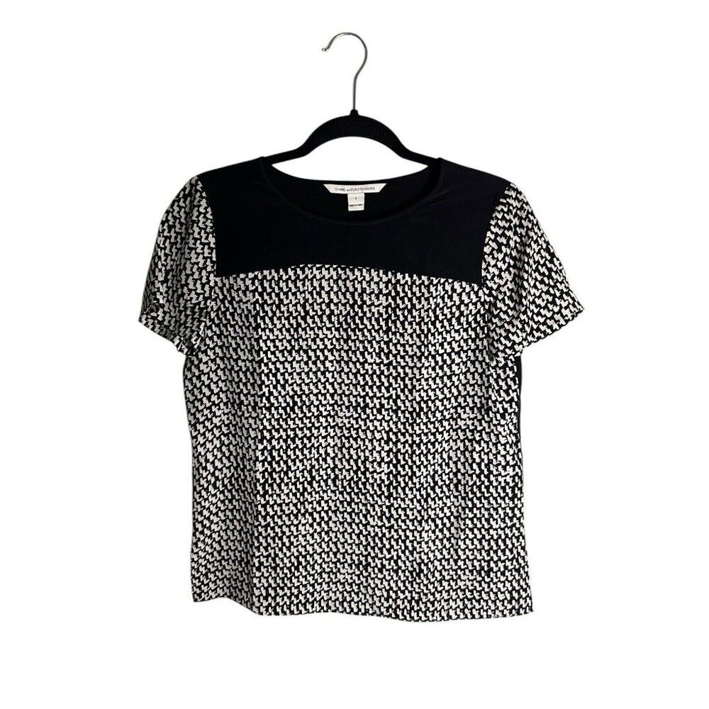 Diane von Furstenberg Diane von Furstenberg Women's 4 Black Print Becky Blouse 10 Size S / US 4 / IT 40 - 1 Thumbnail