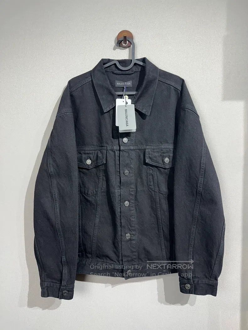 Balenciaga Balenciaga Studded Denim Jacket Size XS / US 0-2 / IT 36-38 - 1 Thumbnail