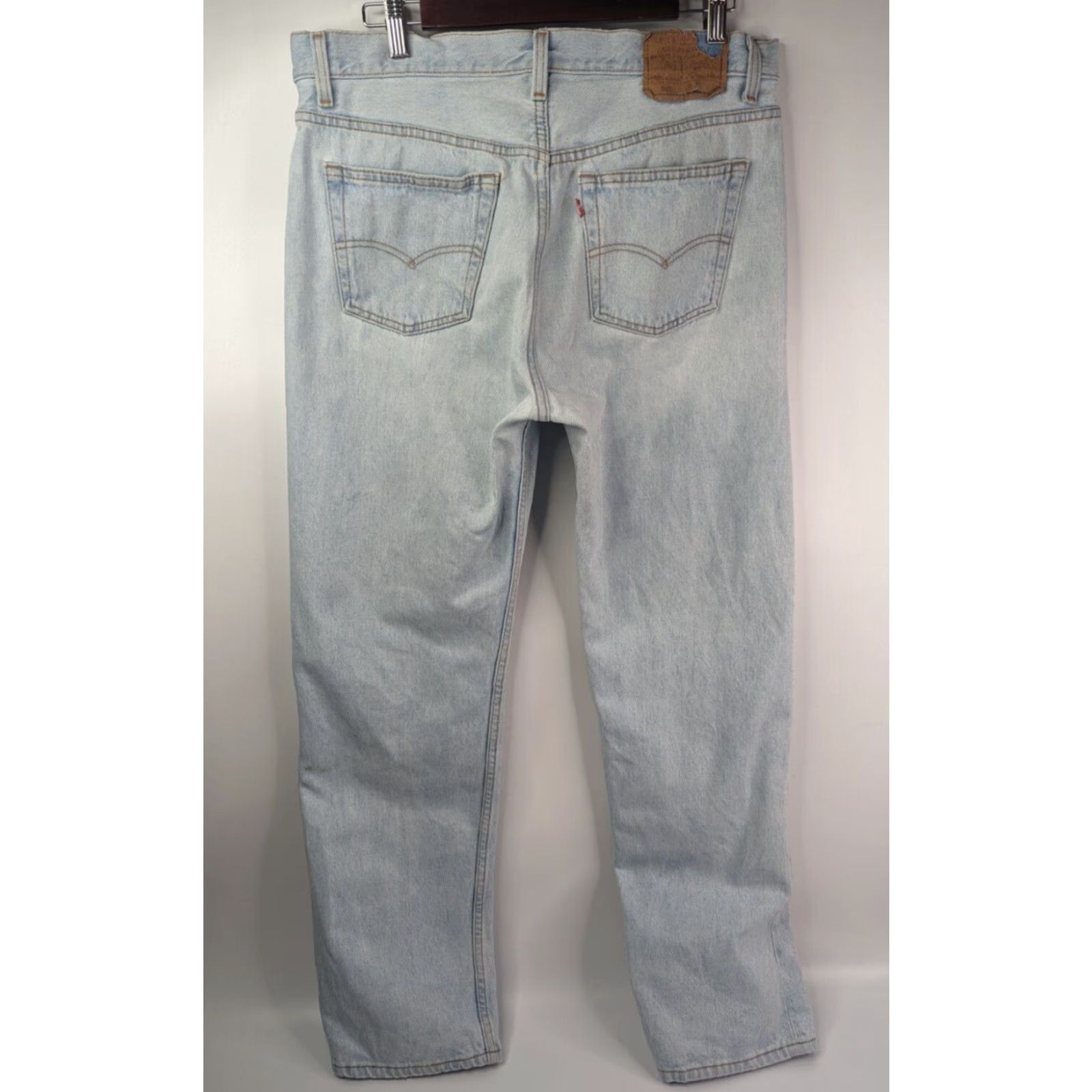 Levi's VINTAGE Levi’s 501 Jeans Men 36x32 Light Wash Button Fly USA 90s Style Straight Mens Jeans Size US 36 / EU 52 - 7 Thumbnail