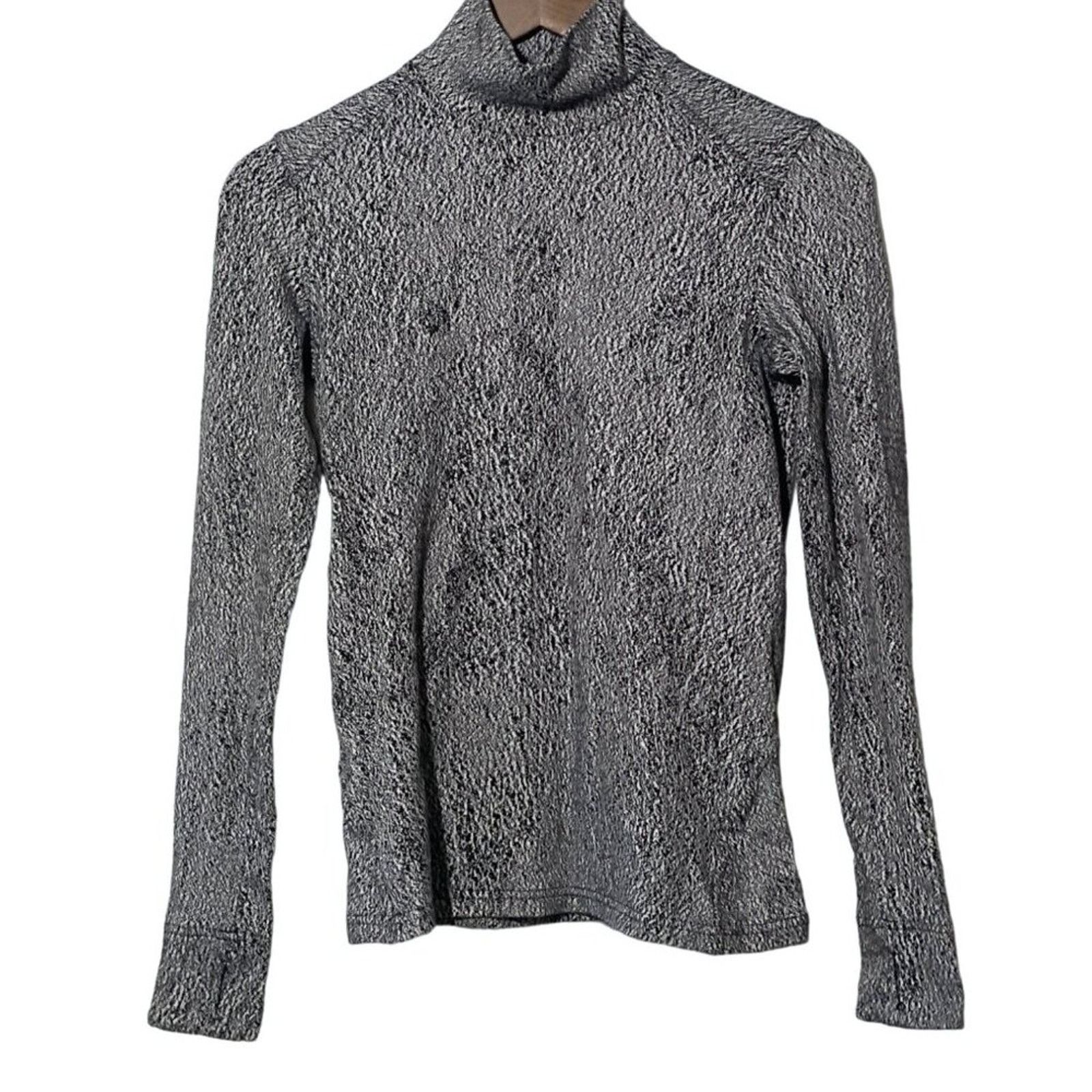 Lululemon Lululemon Ready To Rulu Turtleneck · Size 2 · Black & White Size XS / US 0-2 / IT 36-38 - 1 Thumbnail