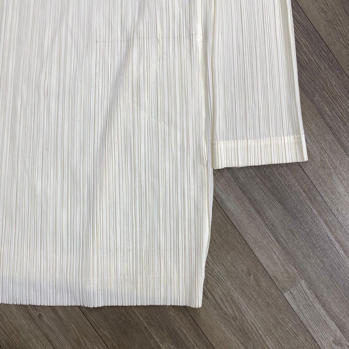 Pleats Please Issey Miyake Vintage Pleats Please by Issey Miyake Beige Blazer🖤 Size M / US 6-8 / IT 42-44 - 12 Thumbnail