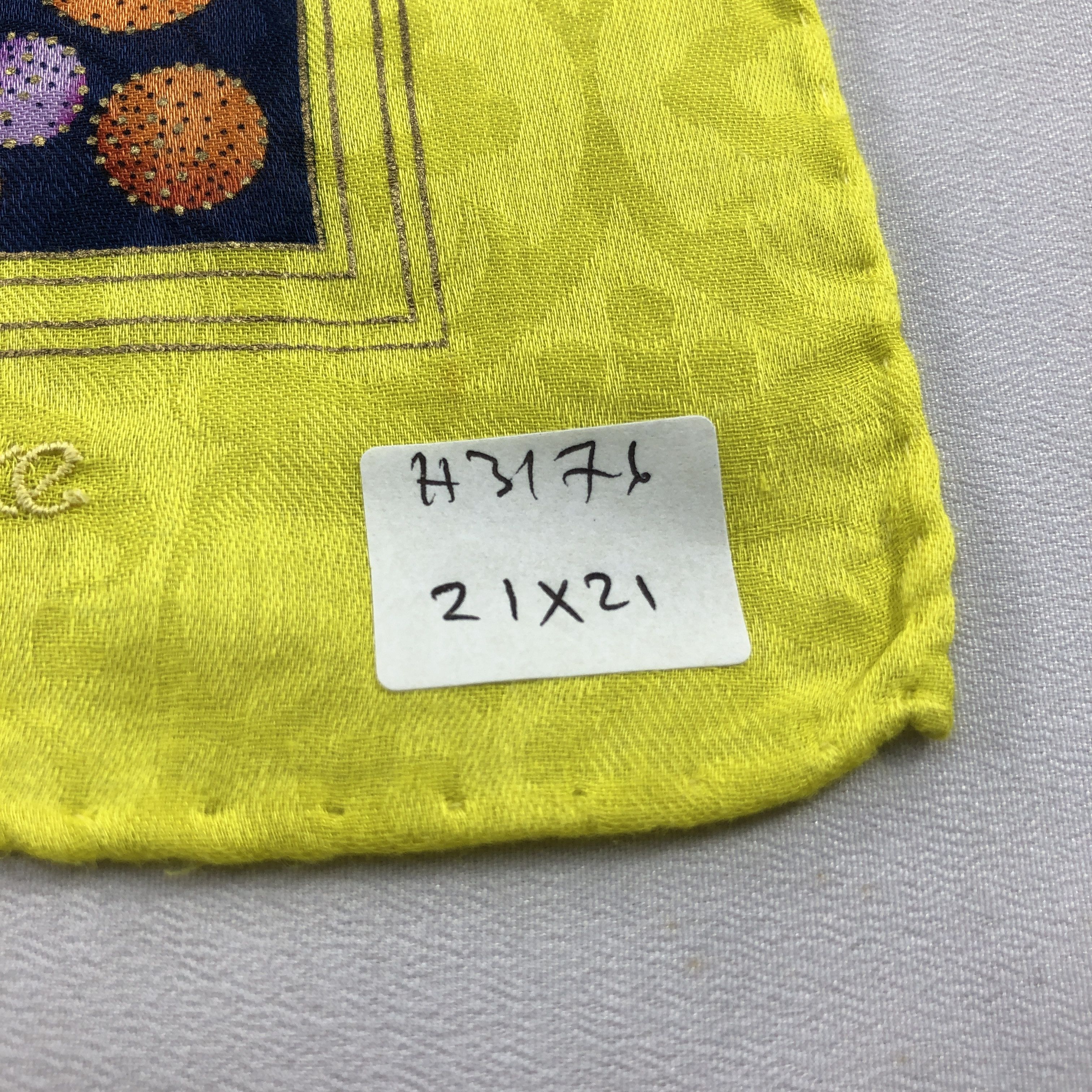 Versace Gianni Versace Handkerchief Neckerchief Bandana H3176 Size ONE SIZE - 7 Thumbnail