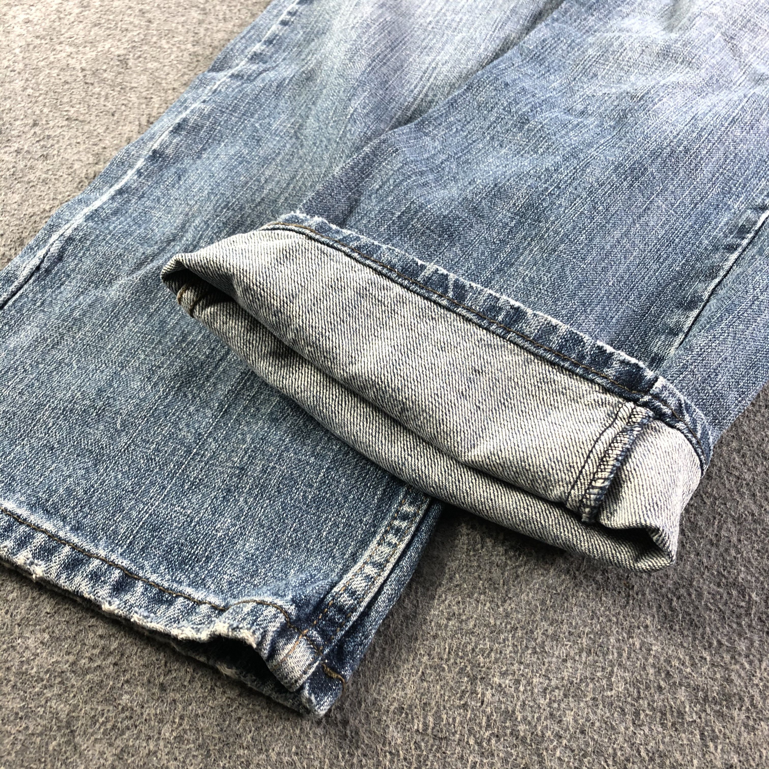 Levi's Vintage Blue Wash Levis 514 Jeans-J3425 Size US 37 - 7 Thumbnail