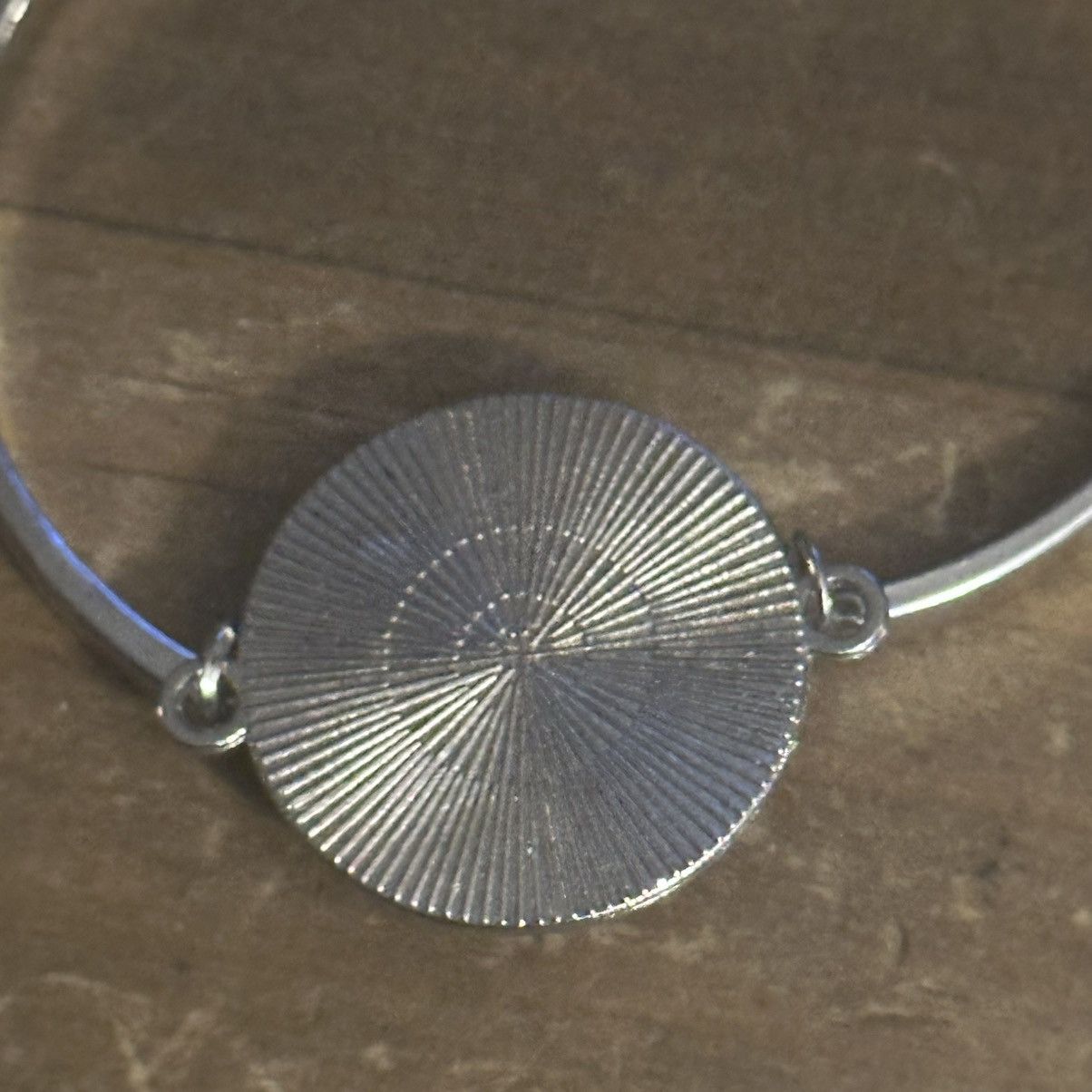 Other Silver tone Mandela flower bracelet Size ONE SIZE - 4 Thumbnail