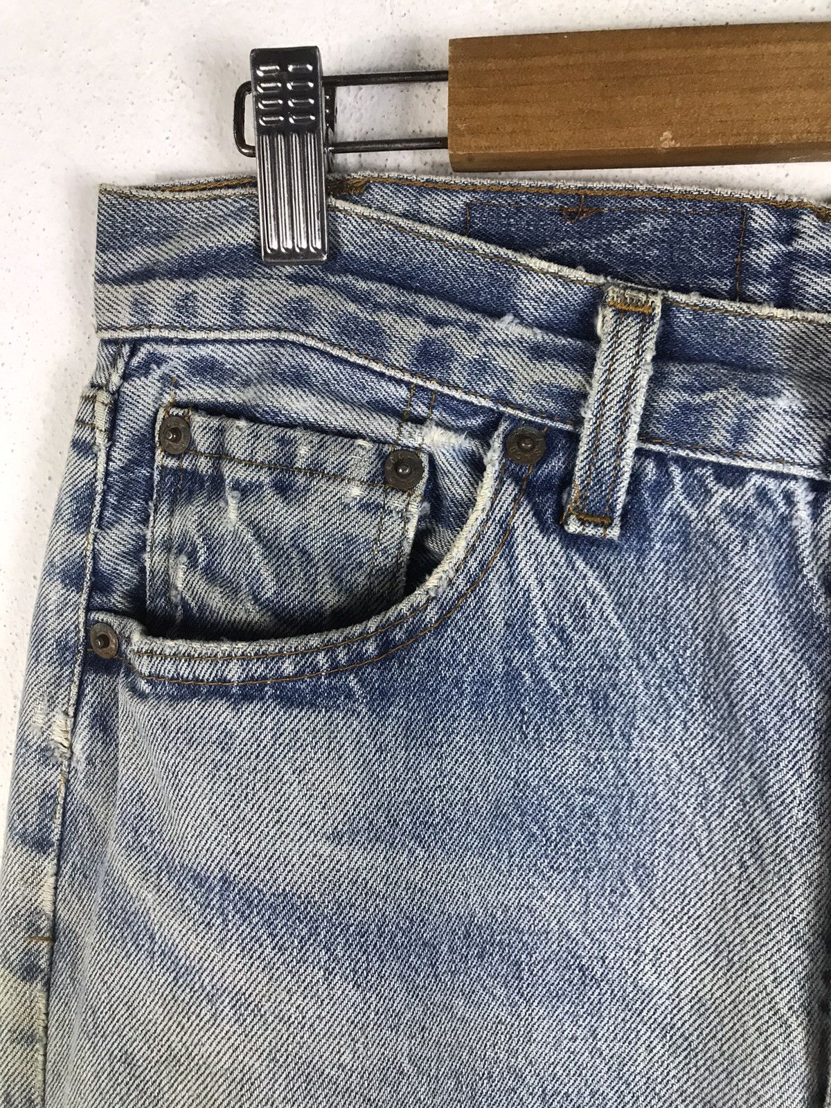Levi's Thrashed Vintage 80s Levi’s 501 Denim Jeans Made in USA Size US 29 - 7 Thumbnail