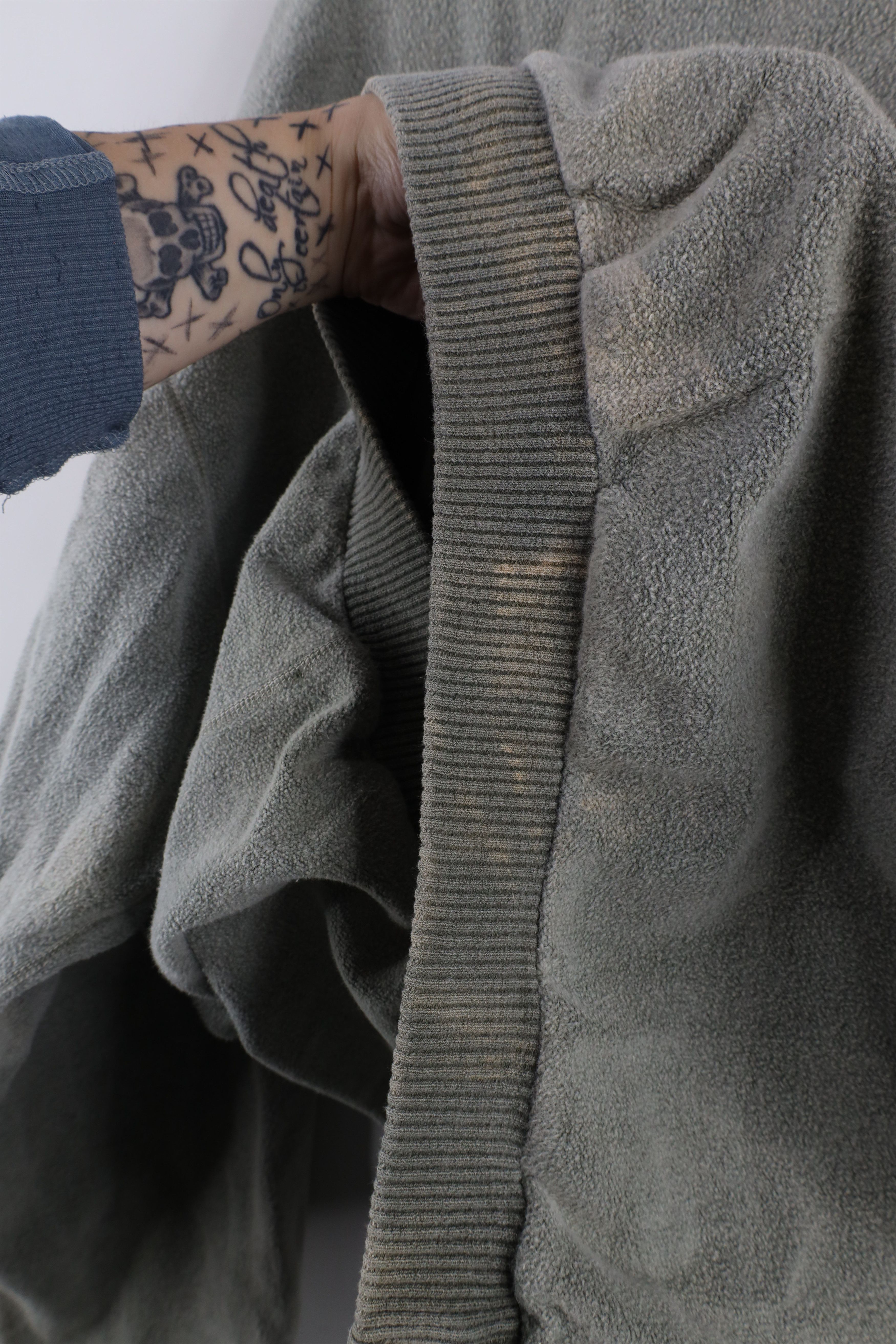 Vintage Vintage 90s Streetwear Stonewash Fleece Collared Sweatshirt Size US XXL / EU 58 / 5 - 13 Thumbnail