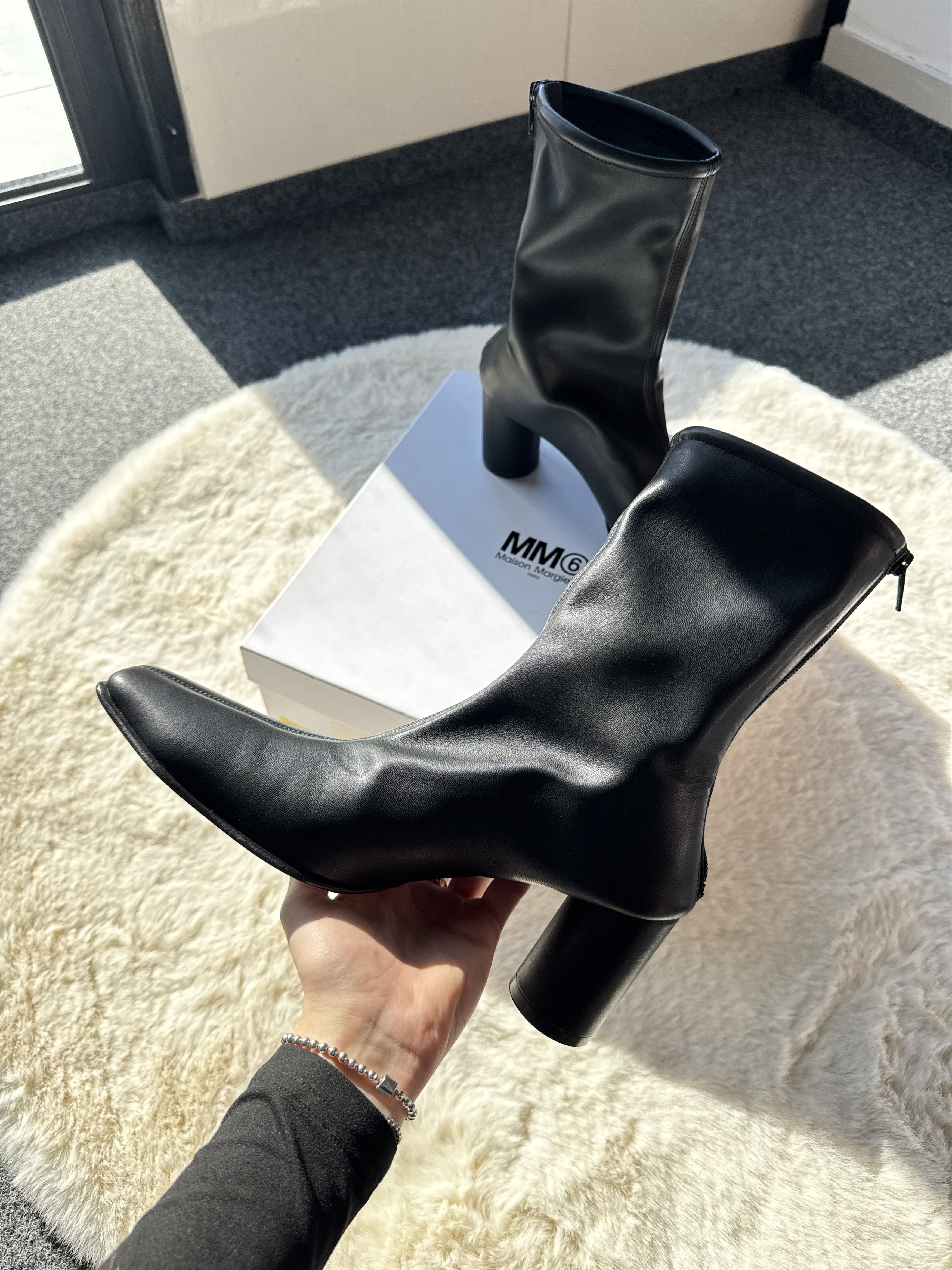 Maison Margiela Maison Margiela MM6 black leather ankle boots 40 Size US 10 / IT 40 - 3 Thumbnail