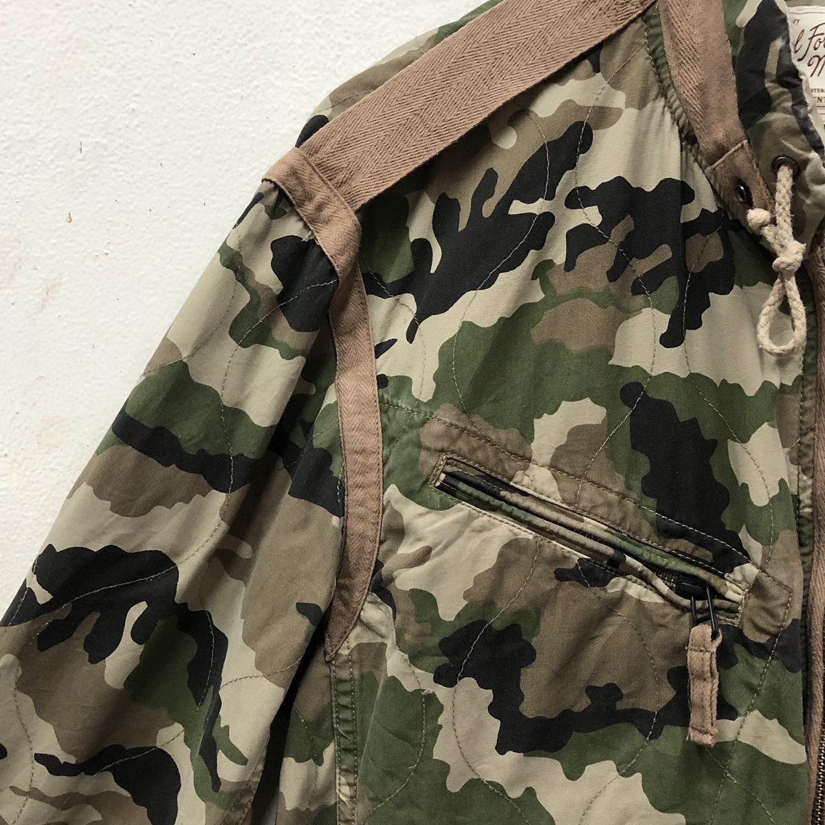 Avirex Vintage Avirex Armed Forces Army Camo Military Bomber Jacket Size US XL / EU 56 / 4 - 9 Thumbnail