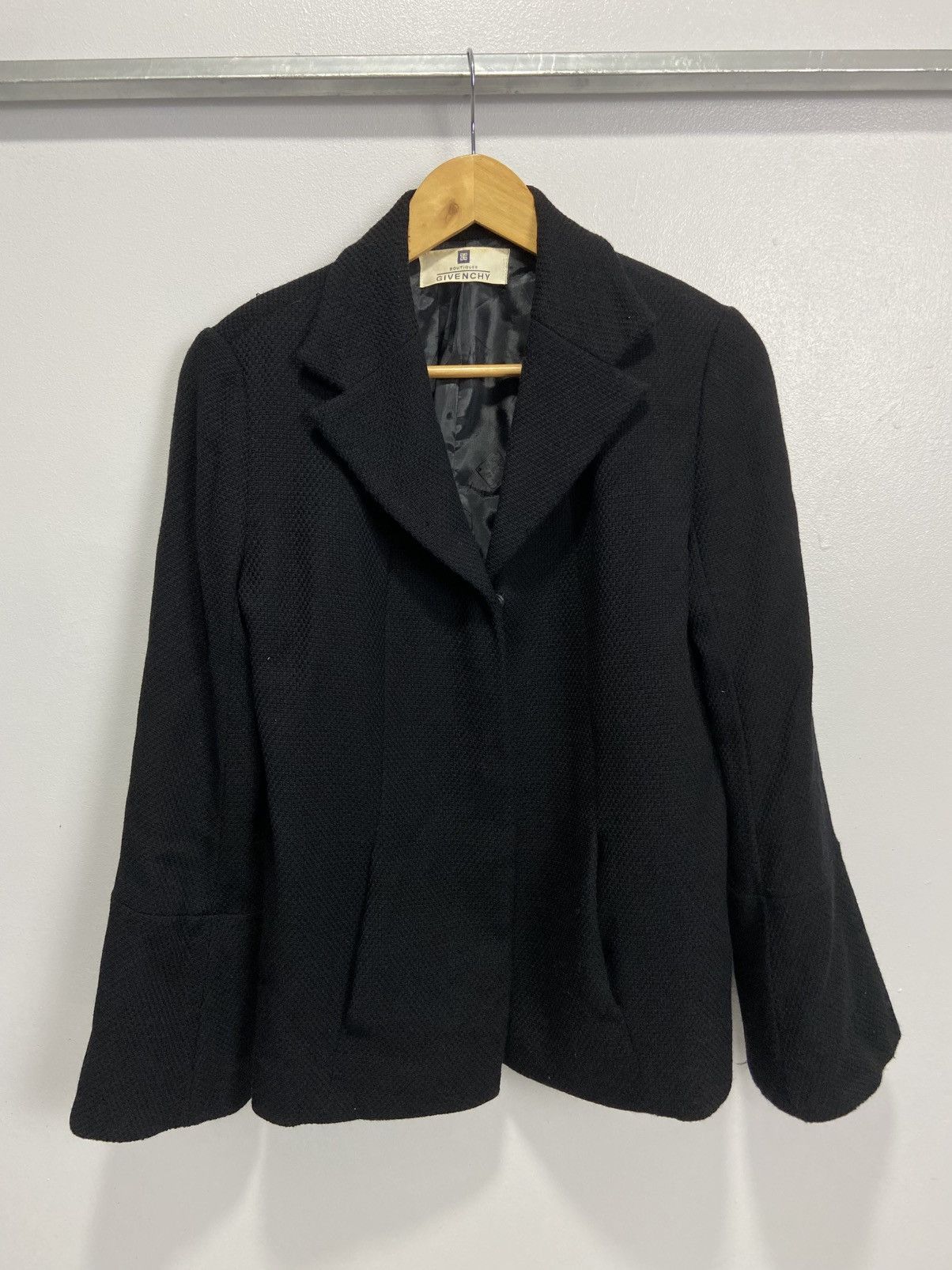 Givenchy Givenchy Boutiques Blazer Flare Sleeve Size M / US 6-8 / IT 42-44 - 1 Thumbnail