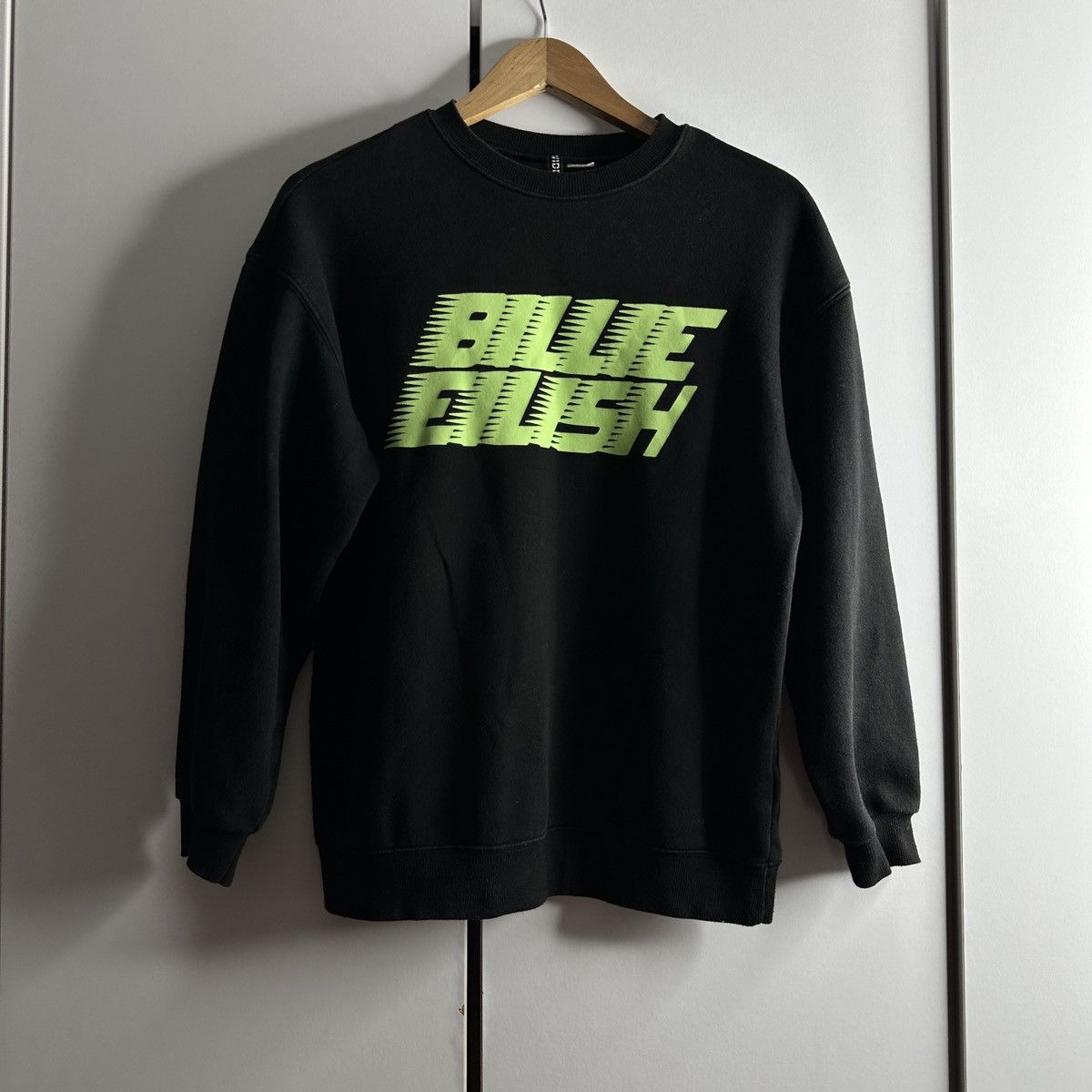 H&M H&M x Billie Eilish sweatshirt Size XS / US 0-2 / IT 36-38 - 1 Thumbnail
