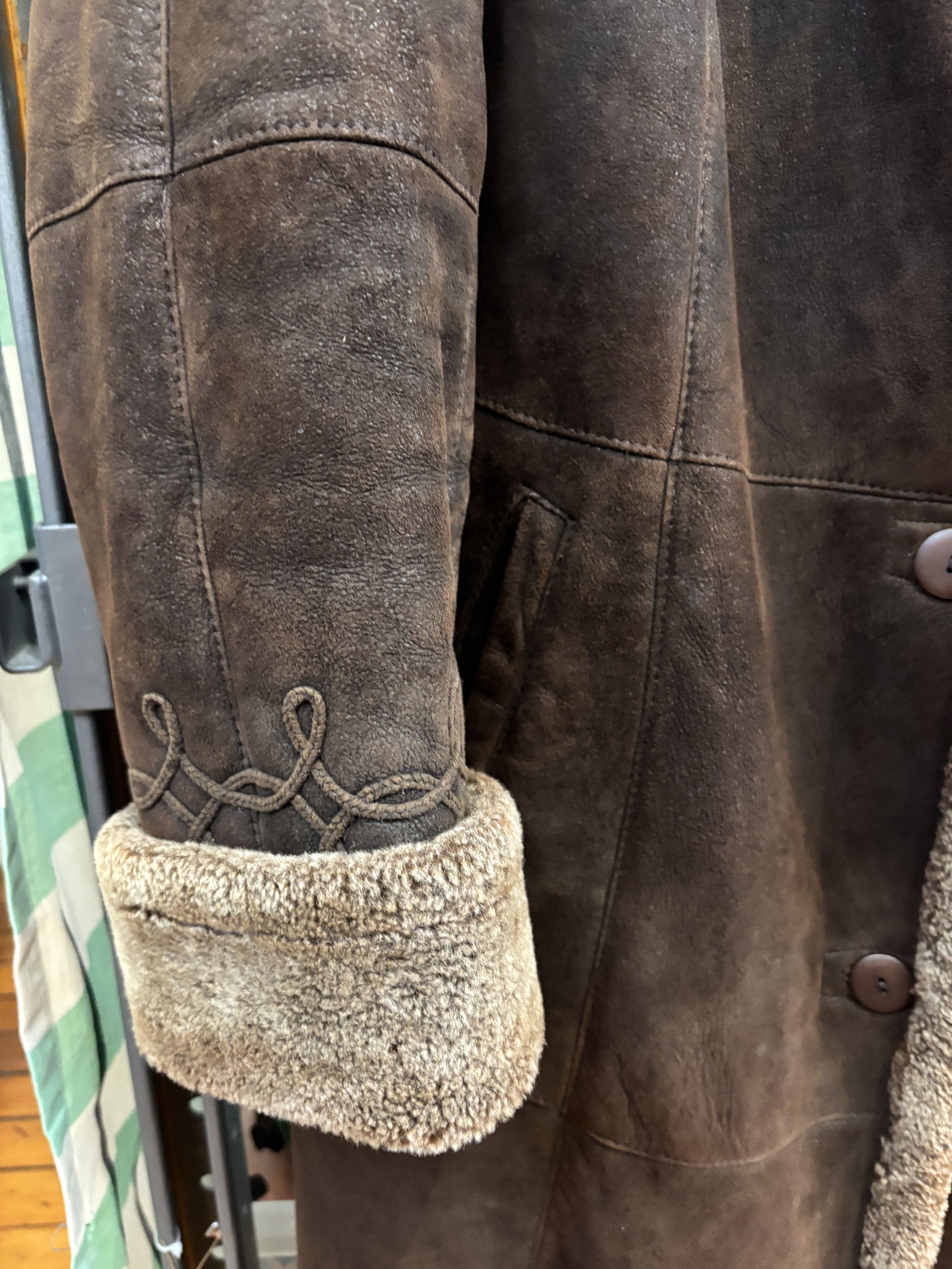 Other Hide Society vintage size 24 shearling coat Size 4XL / US 24-26 - 4 Thumbnail