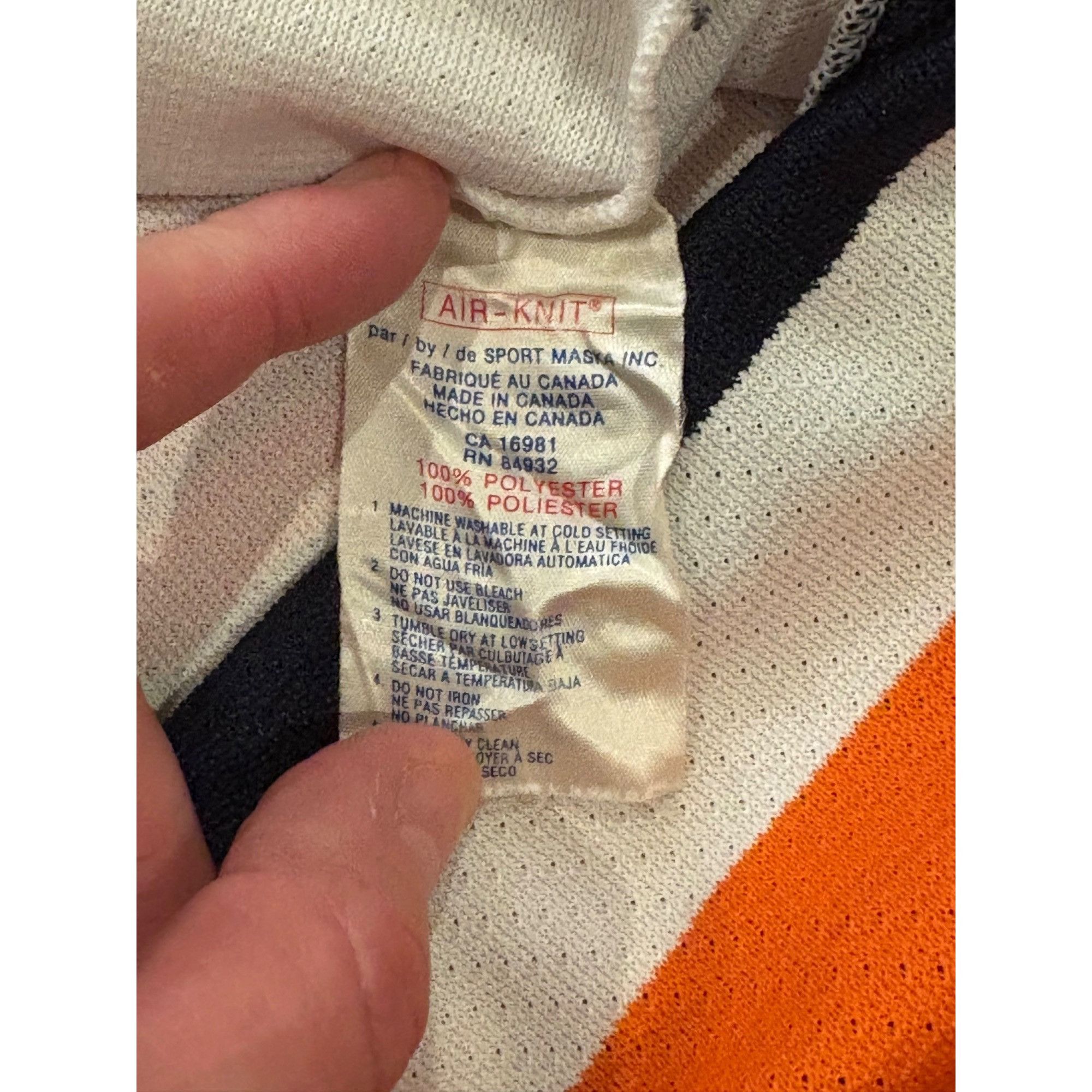 Ccm Rare Vintage CCM New York Islanders Alexei Yashin #79 White Size US M / EU 48-50 / 2 - 8 Thumbnail