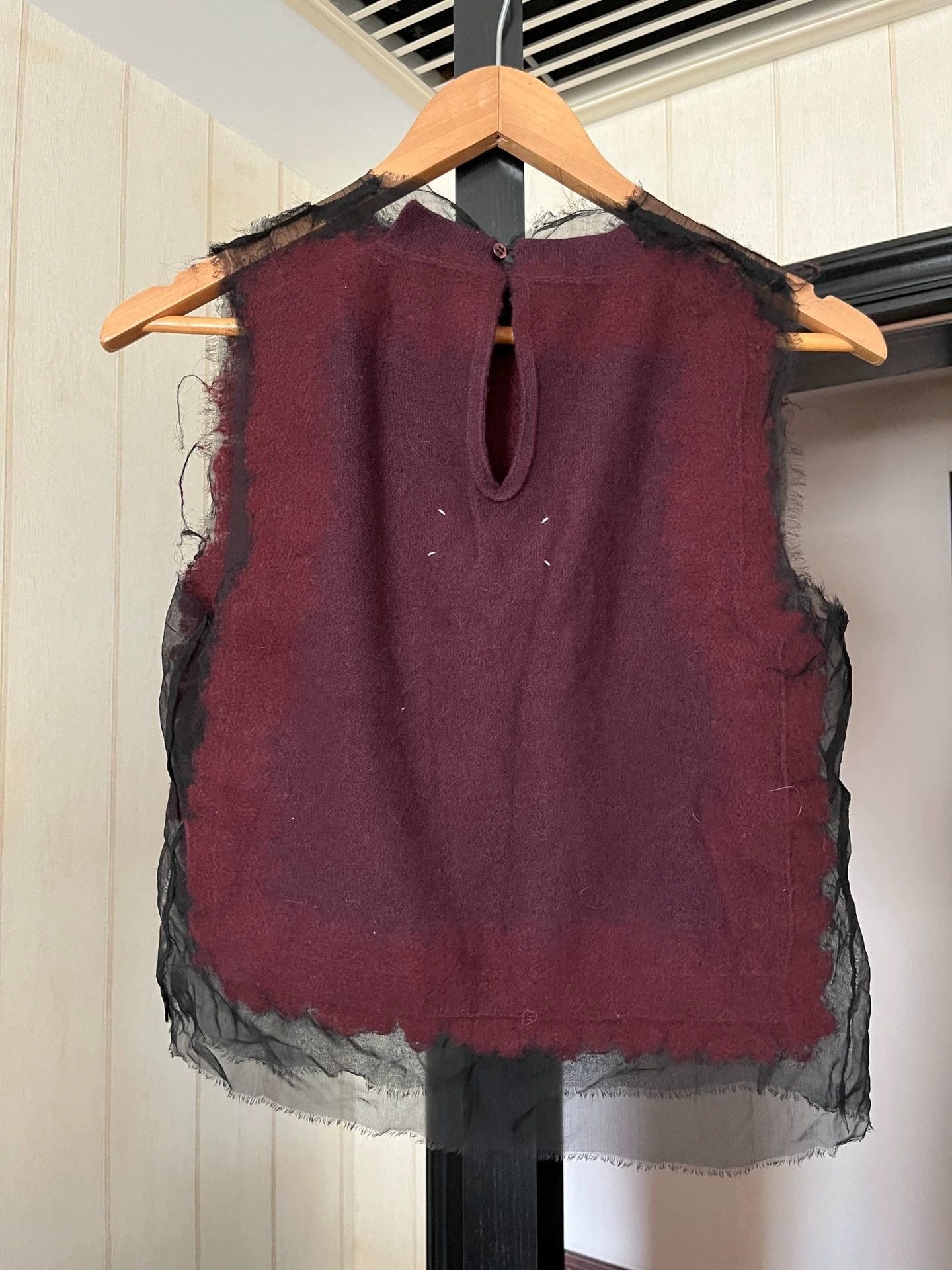 Maison Margiela Maison Margiela Colorblock Short Cashmere Vest Women S Size S / US 4 / IT 40 - 2 Thumbnail