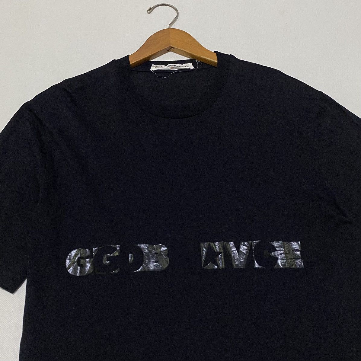 Golden Goose Golden goose deluxe brand Tshirt black on black logo Size US M / EU 48-50 / 2 - 2 Thumbnail