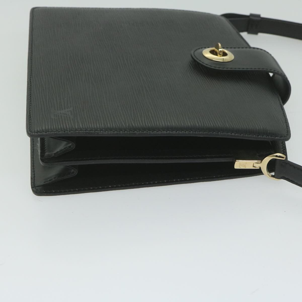 Louis Vuitton LOUIS VUITTON Epi Capuchin Shoulder Bag Black M52342 Size ONE SIZE - 3 Thumbnail