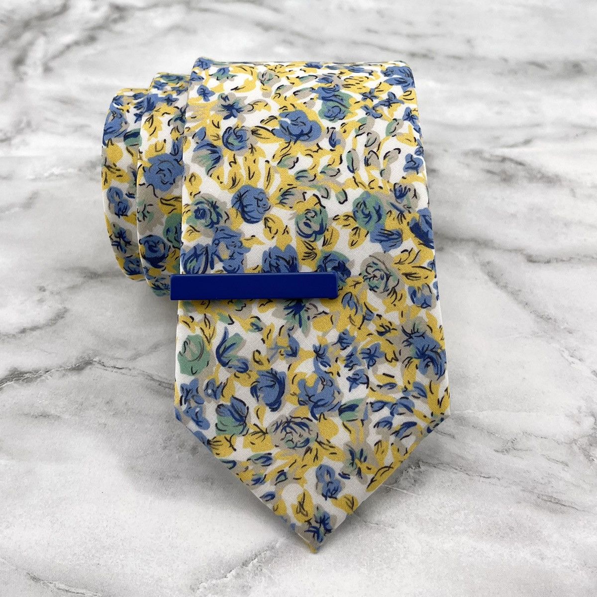 Other Men’s White Floral Slim Necktie & Royal Blue Tie Bar Size ONE SIZE - 1 Thumbnail