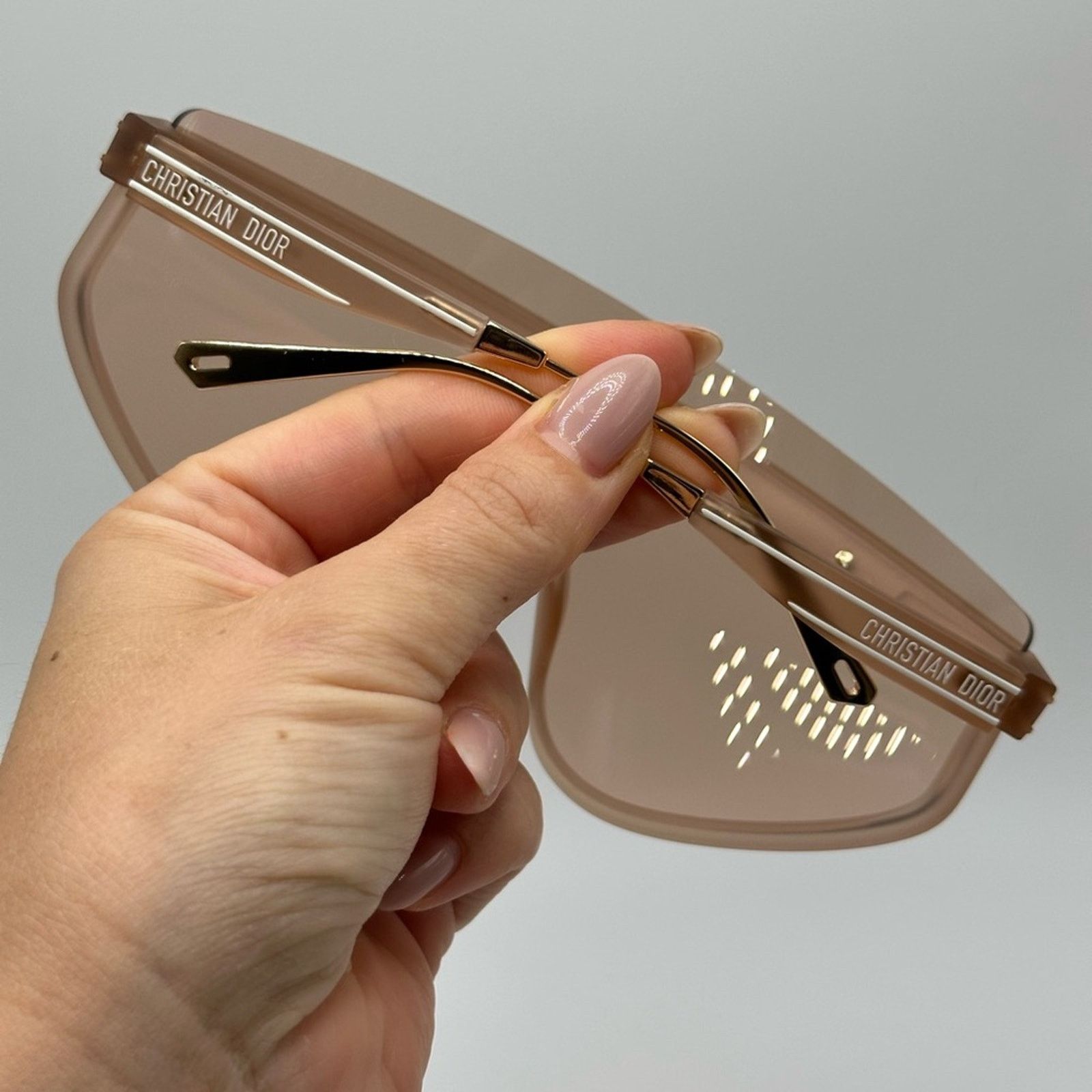 Dior BRAND NEW DIOR DIORCLUB M2U 41L0 Matte Nude Women Sunglasses Size ONE SIZE - 9 Thumbnail