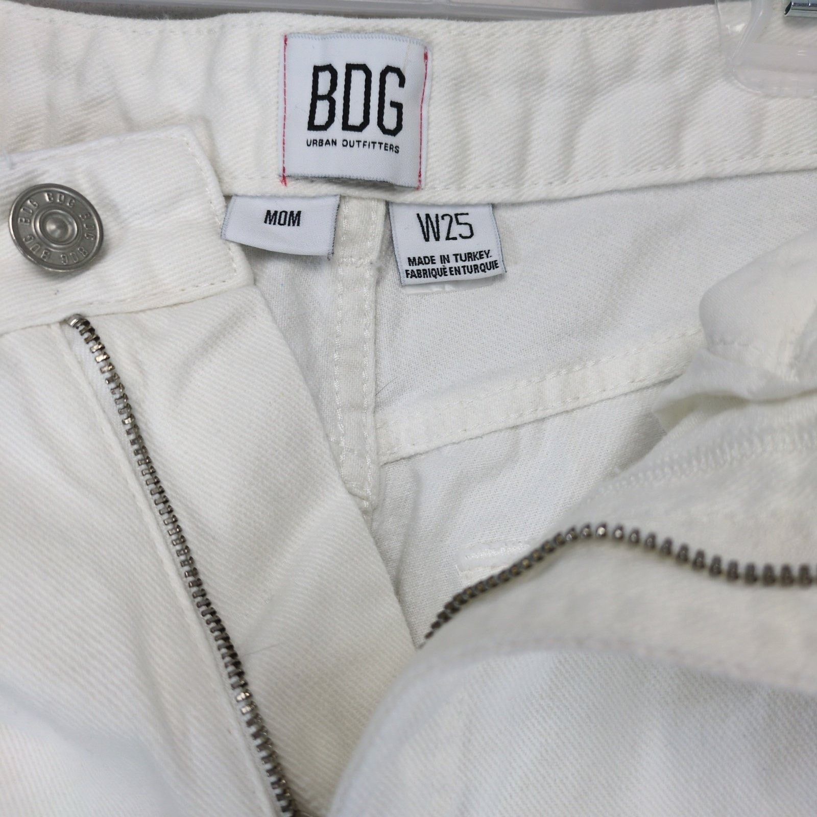 Bdg BDG Urban Outfitters White Denim Mom Jeans, W25 High Waist Size 25" / US 0 / IT 36 - 3 Thumbnail