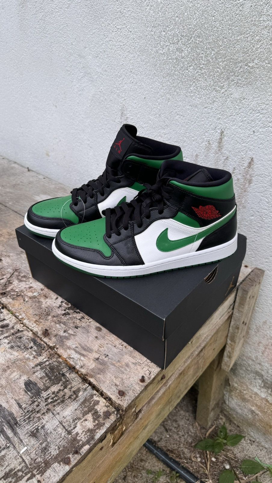 Jordan Brand × Nike Nike Air Jordan 1 Mid Black/Pine Green Size US 11 / EU 44 - 3 Thumbnail