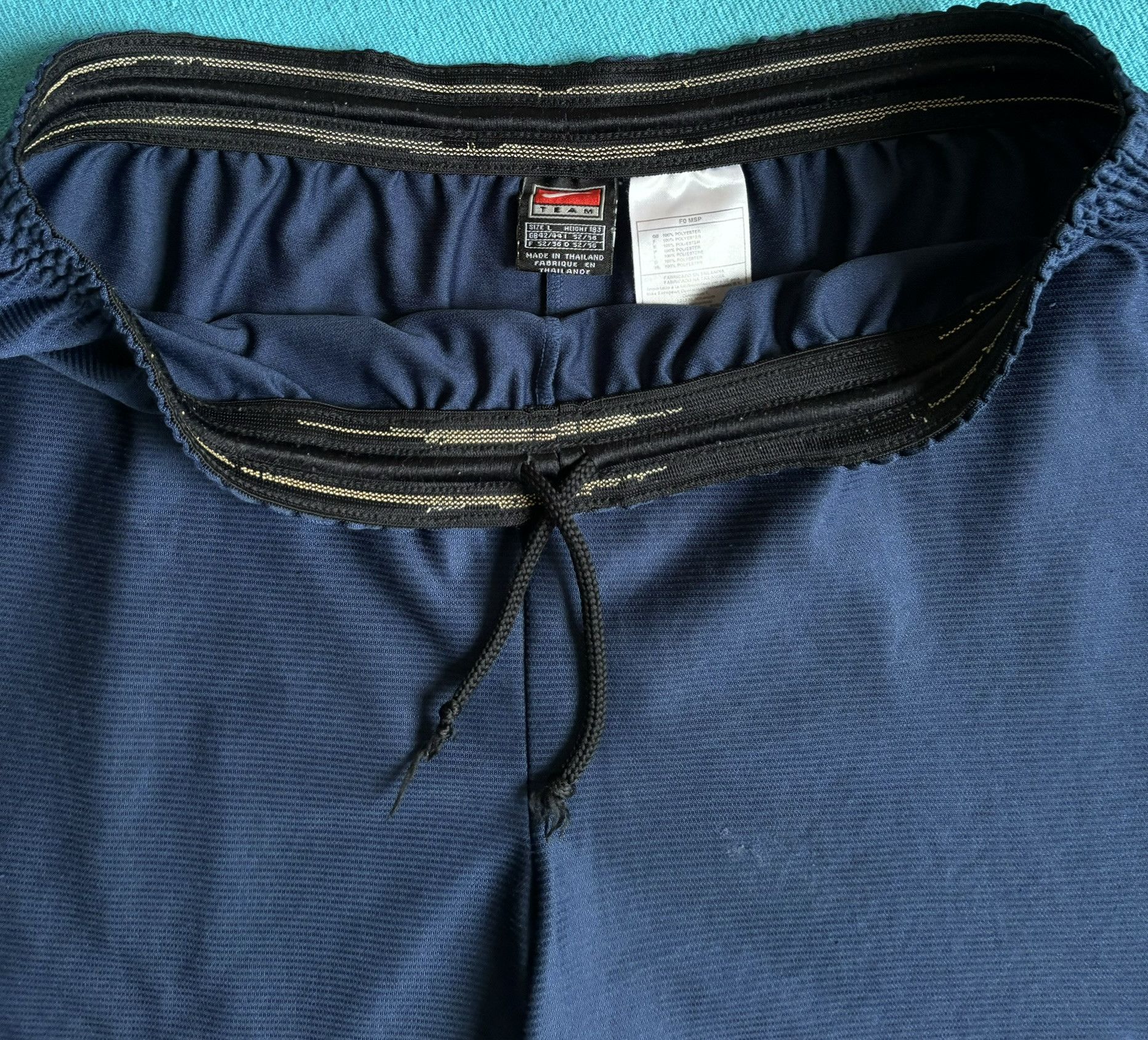 Nike × Vintage Nike vintage sports shorts 96/99 black tag sizes. L Size US 35 - 10 Thumbnail