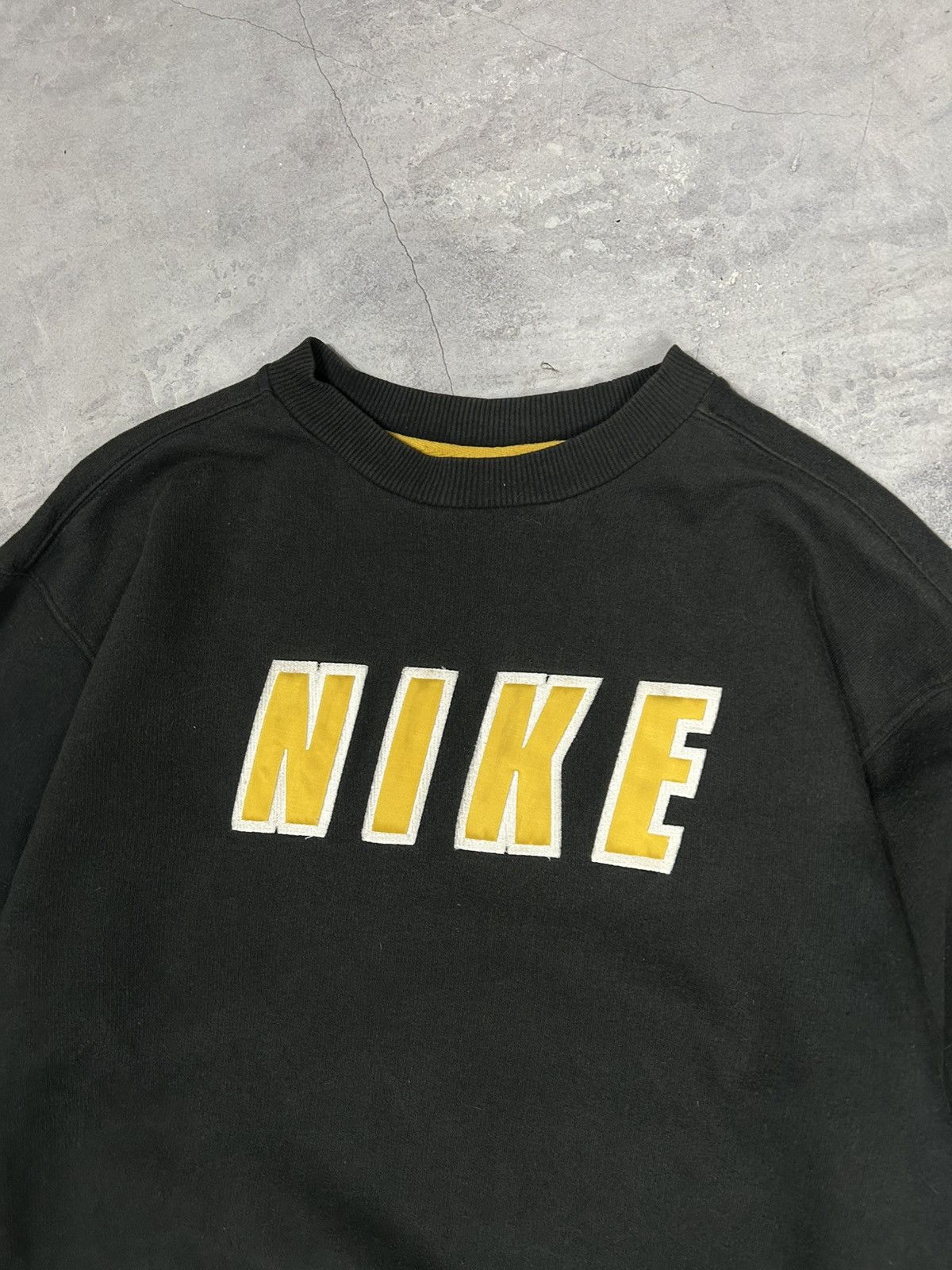 Nike Vintage Y2k Nike Big Swoosh Sweatshirt Size US M / EU 48-50 / 2 - 4 Thumbnail