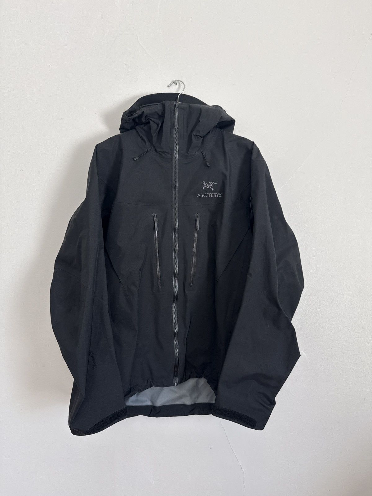 Arc'teryx Arc’teryx Alpha SV Black Size US L / EU 52-54 / 3 - 1 Thumbnail