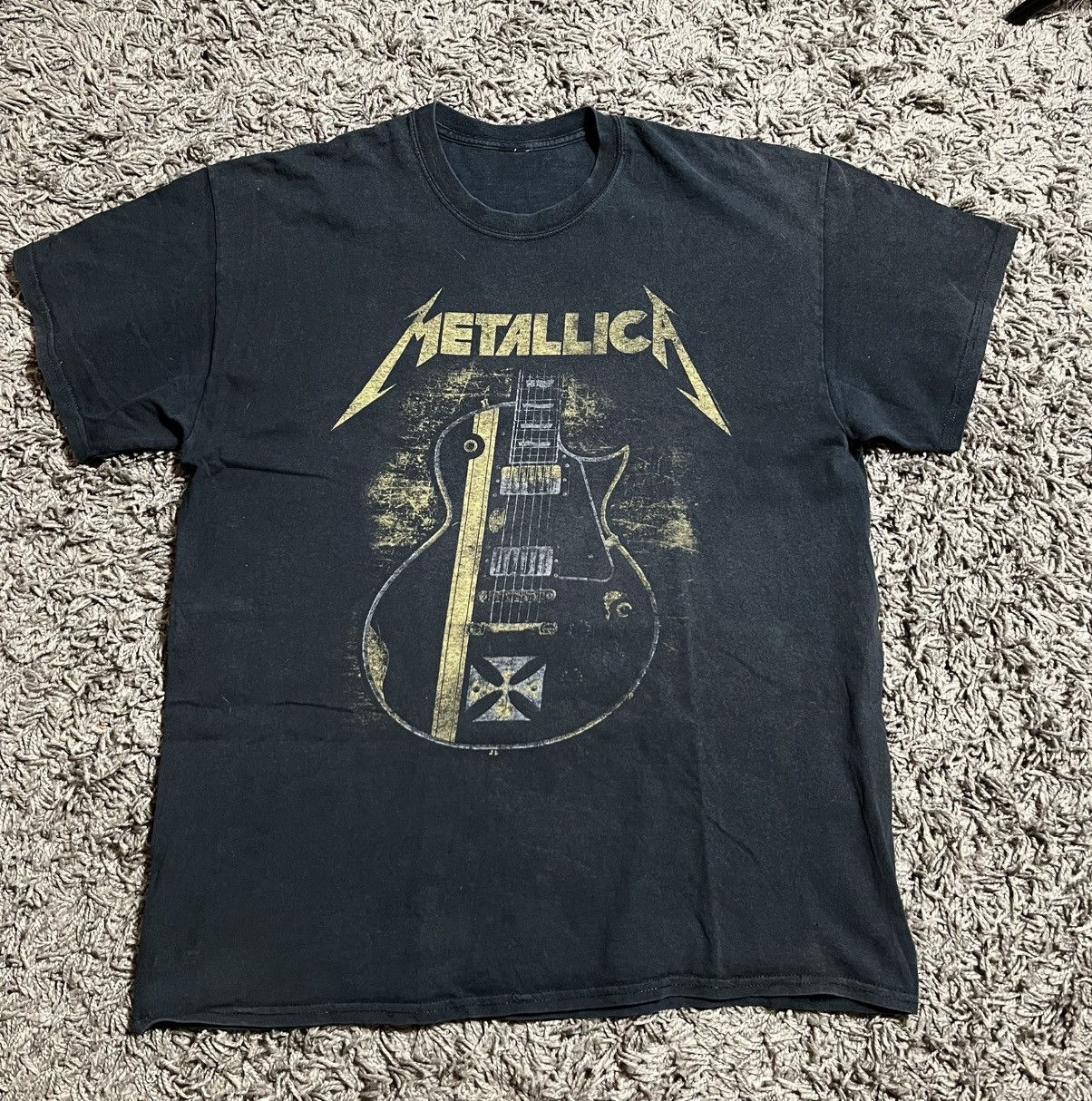 Metallica METALLICA VINTAGE IRON CROSS GUITAR BAND Y2K TEE Size US XL / EU 56 / 4 - 1 Thumbnail