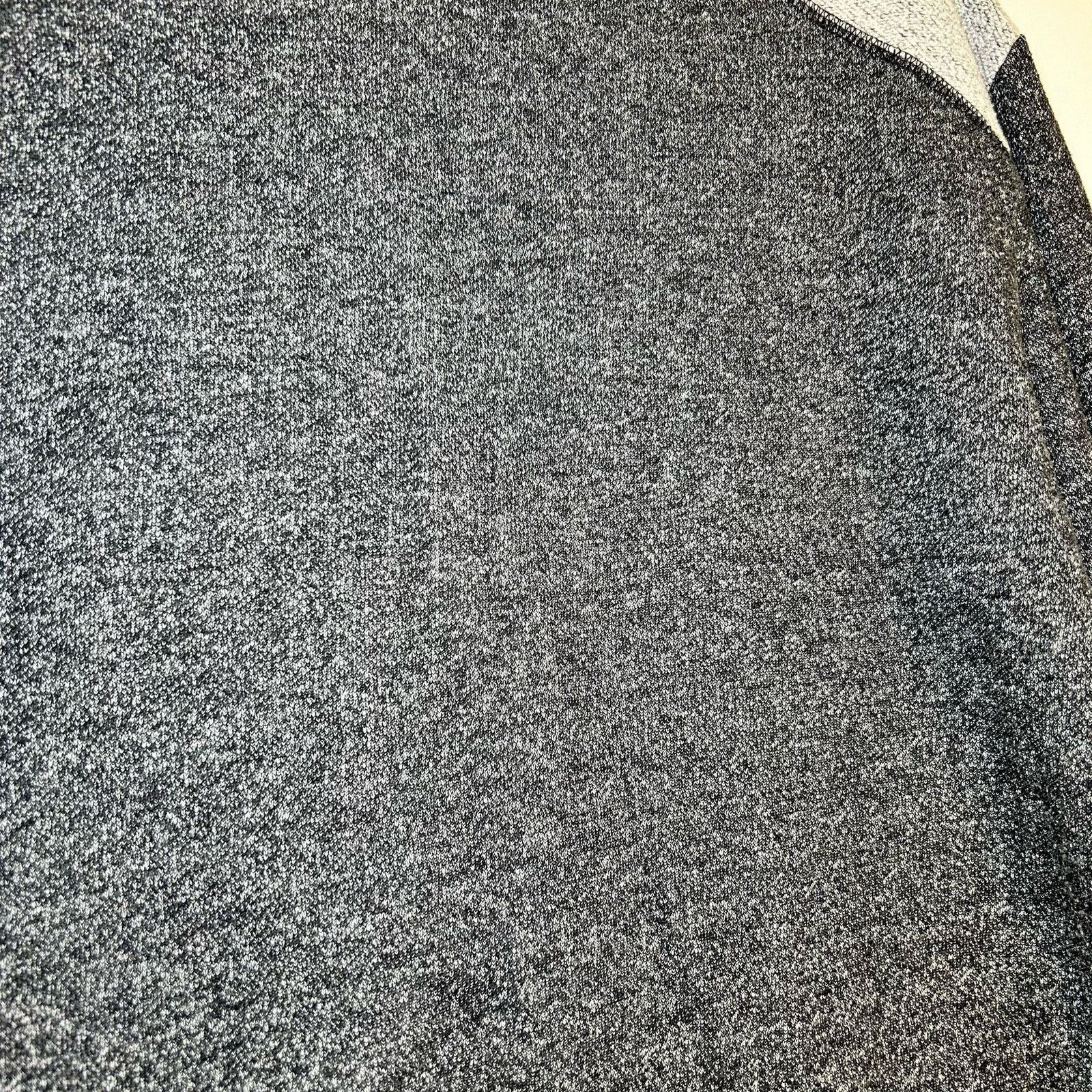 Tommy Bahama Tommy Bahama Sweater Pullover Men's Large Gray Terry Knit Size US L / EU 52-54 / 3 - 6 Thumbnail