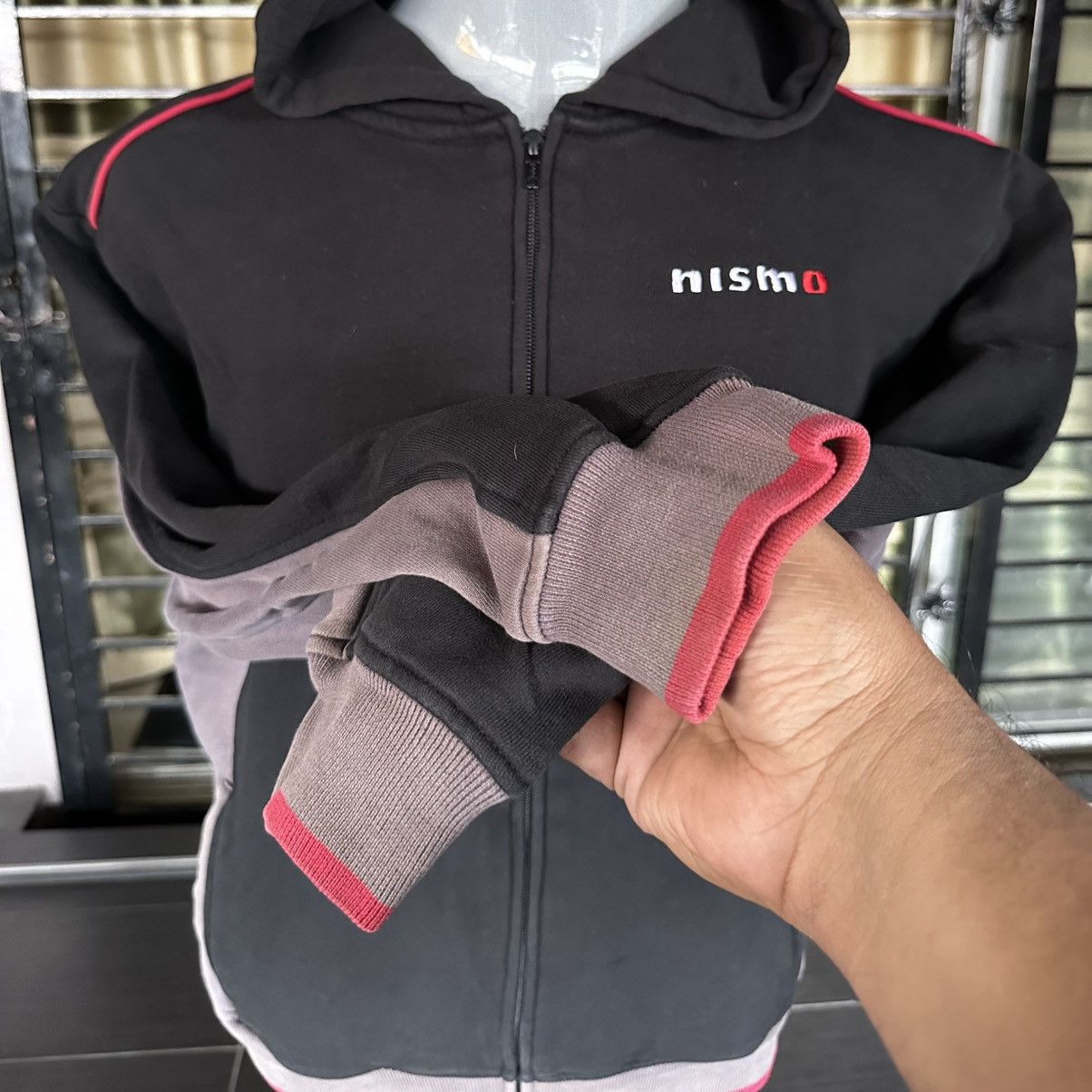 Nissan Vintage Nismo Big Logo Hoodie Size US L / EU 52-54 / 3 - 4 Thumbnail