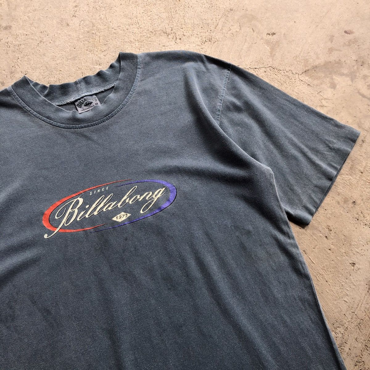 Billabong × Vintage BILLABONG Classic Logo Double Side Print T-Shirt Size US M / EU 48-50 / 2 - 3 Thumbnail