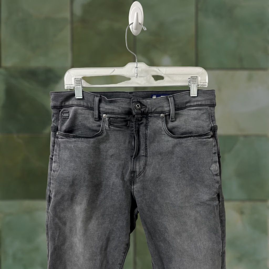 Vintage G-Star RAW Jeans Mens 30x30 Gray D Staq 3D Slim Premium Italian Denim Cotton Jeans Slim Men Gray 30 Inseam 30 Button Pockets Style Skinny Vintage No Size US 30 / EU 46 - 1 Thumbnail