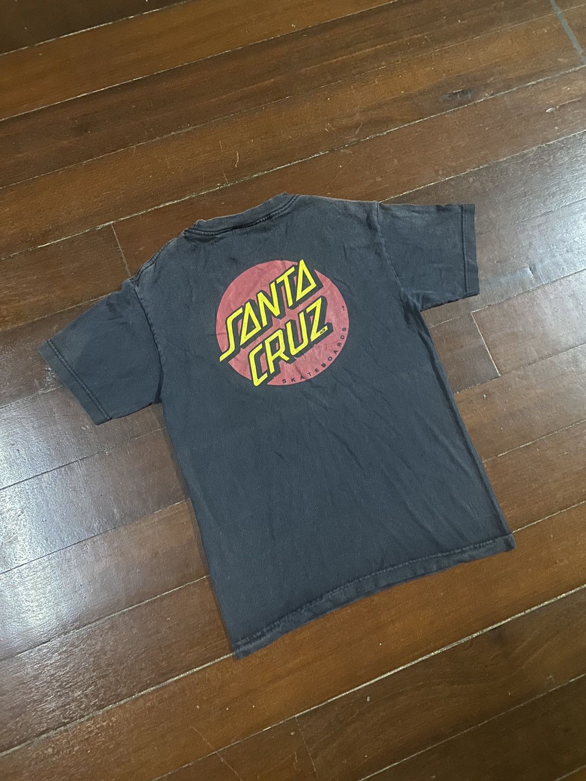 Hook-Ups Rare vintage SANTA CRUZ skateboard big logo sun faded Size US M / EU 48-50 / 2 - 4 Thumbnail