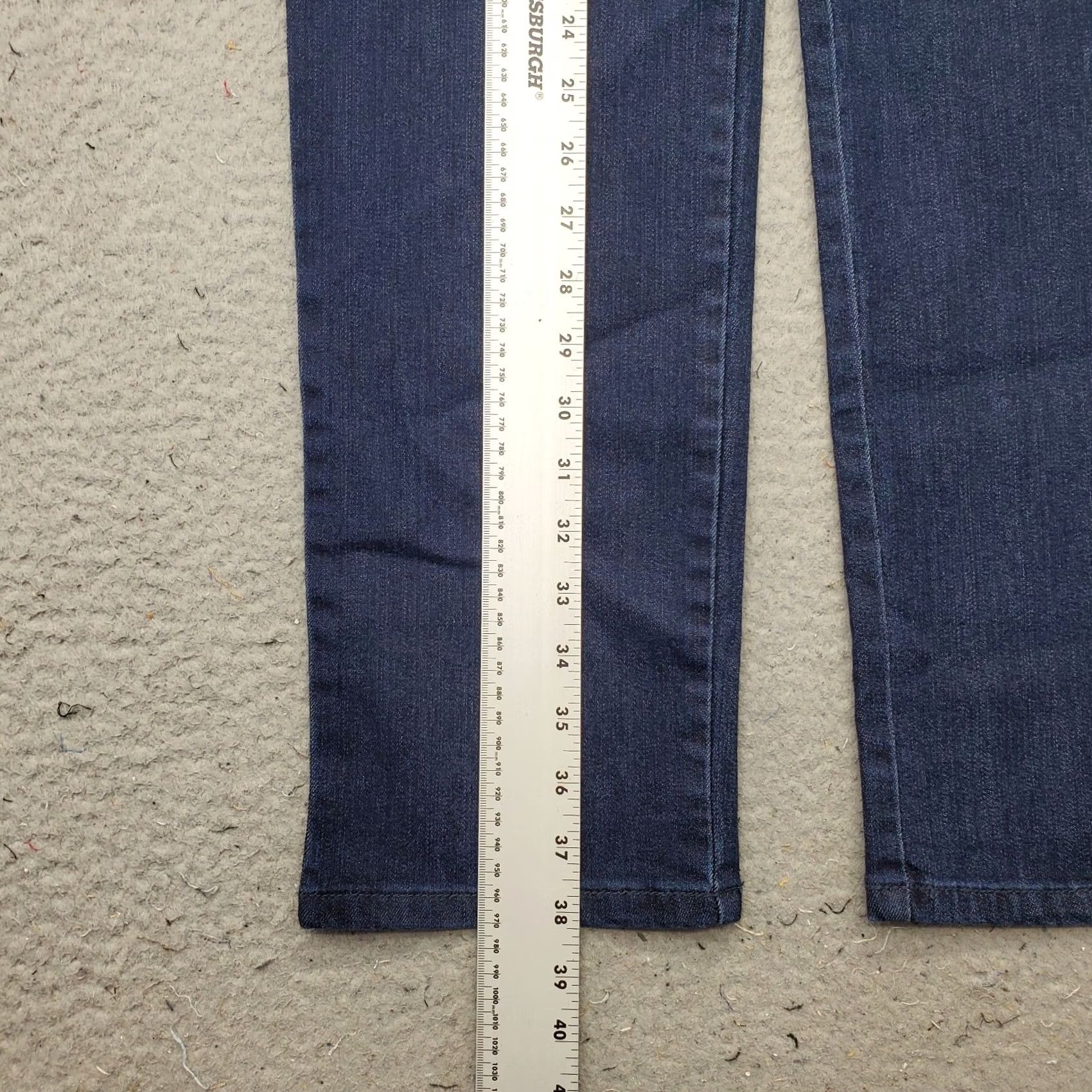 Gloria Vanderbilt Gloria Vanderbilt Amanda Jeans Women 4S Blue Denim High Rise Tapered Leg Outdoor Jeans - Womens Size 4 Blue Denim Straight? Size 27" / US 4 / IT 40 - 4 Thumbnail