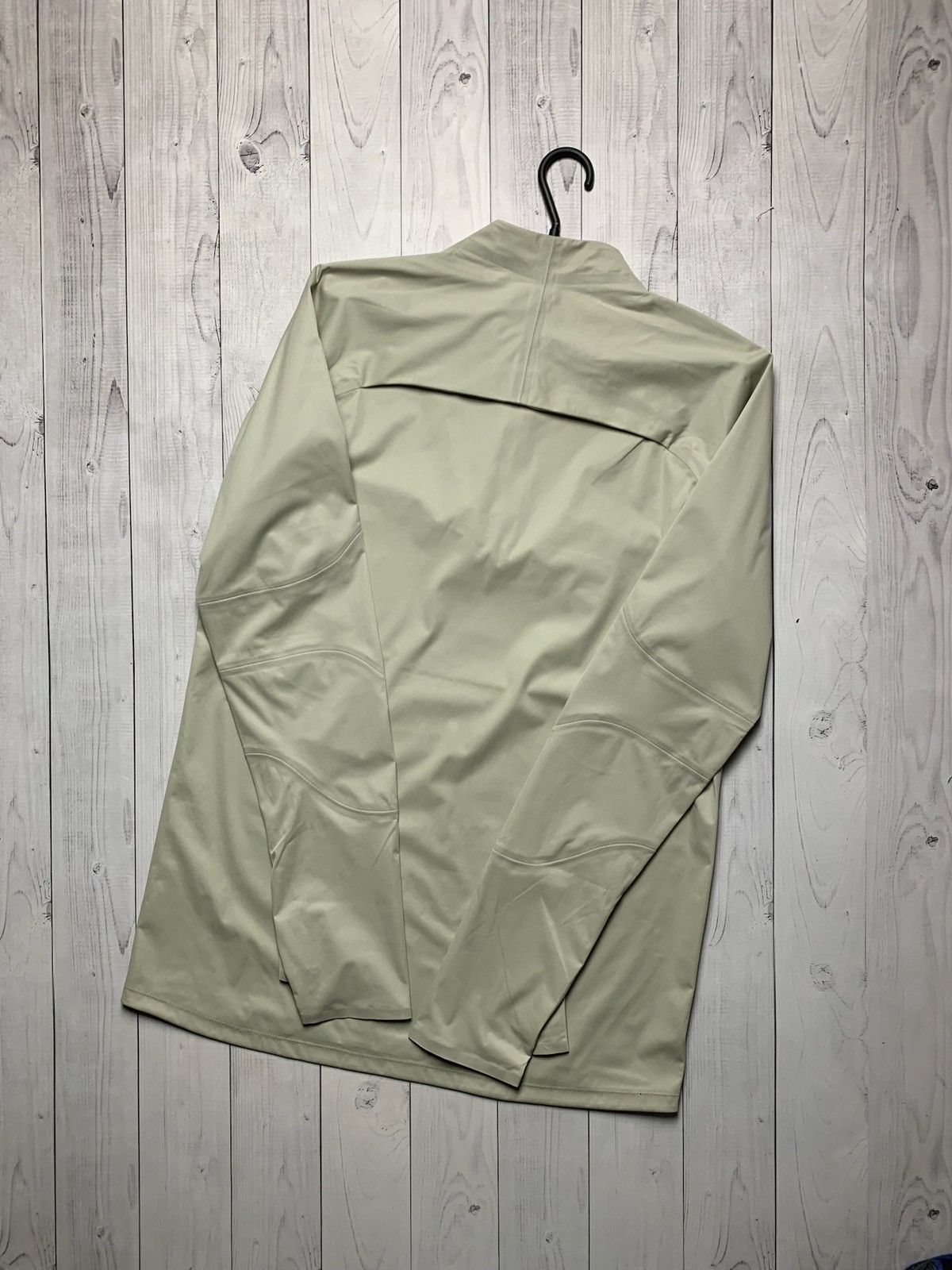 Jordan Brand Jordan x PSG soccer jacket size M beige rare Qatar Size US M / EU 48-50 / 2 - 9 Thumbnail