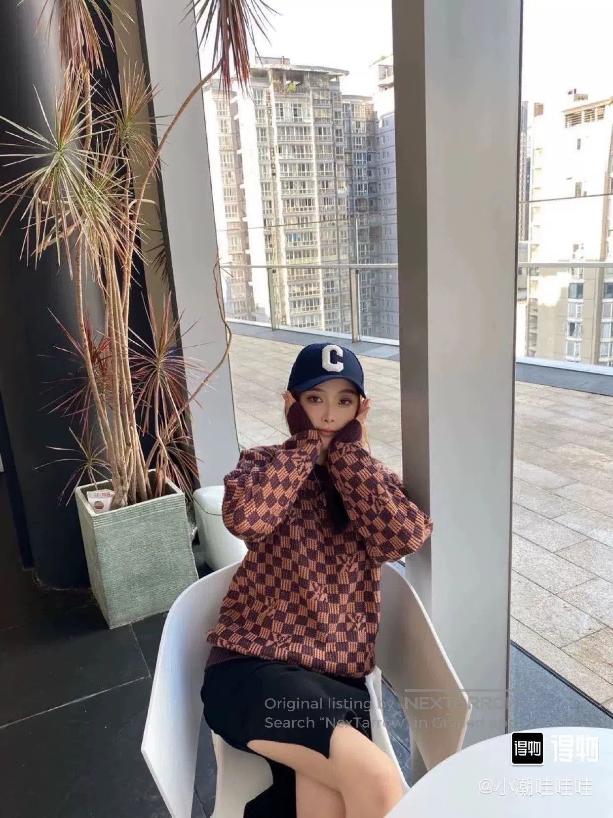 Louis Vuitton Louis Vuitton Checkered Wool Sweater. Size S / US 4 / IT 40 - 1 Thumbnail