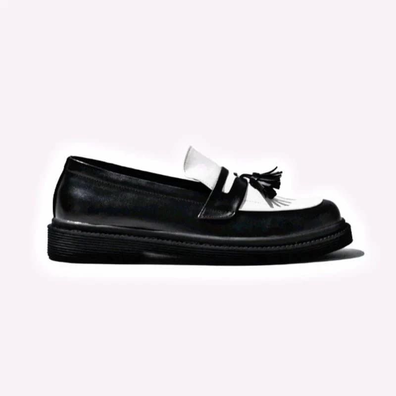 Simple Shoes Mens Zevin Tassel Loafer Black White Size US 10 / EU 43 - 4 Thumbnail