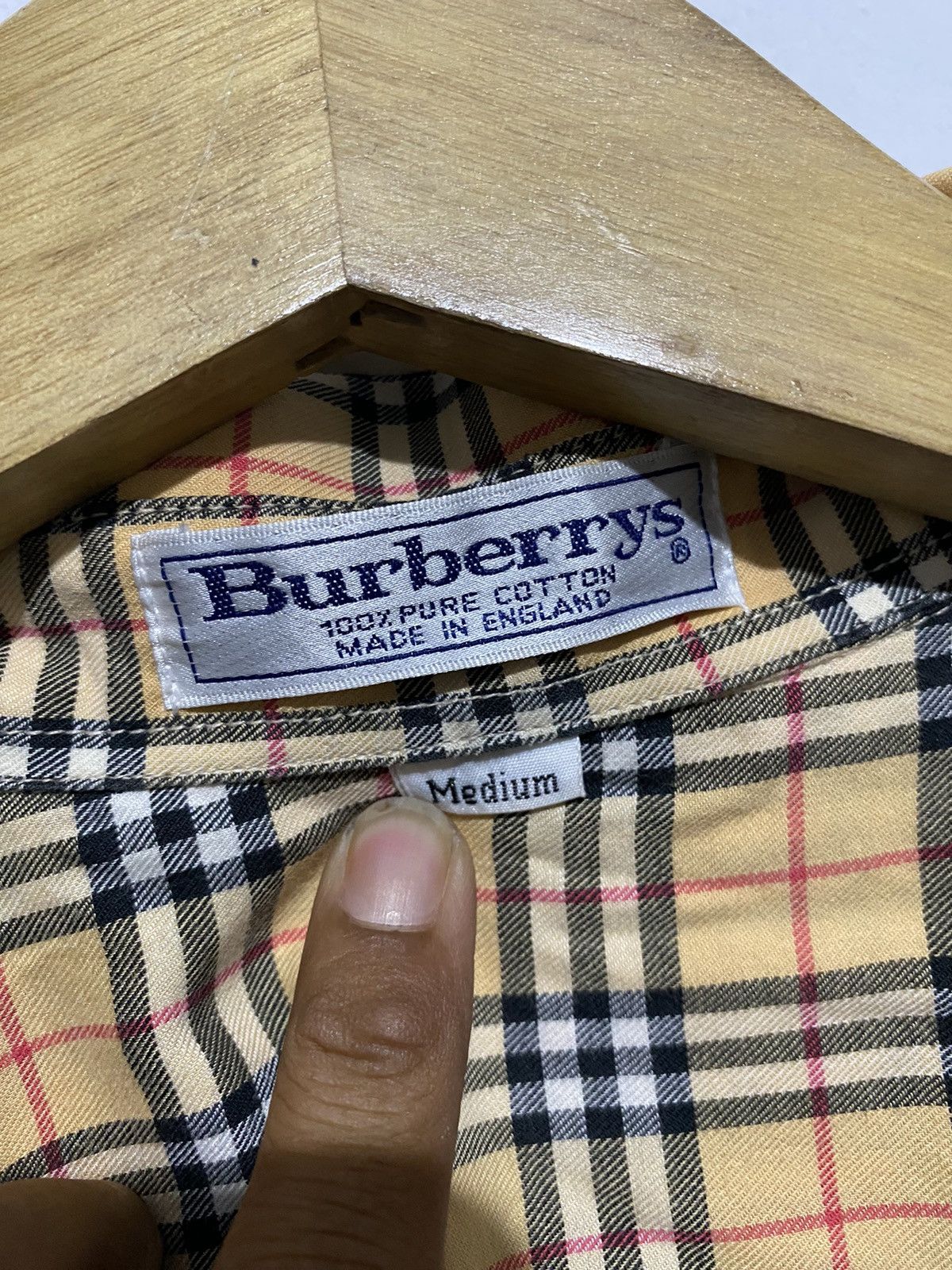 Burberry × Vintage 1 of 1 Vintage Burberry Nova Checker hybrid button ups Size US M / EU 48-50 / 2 - 5 Thumbnail