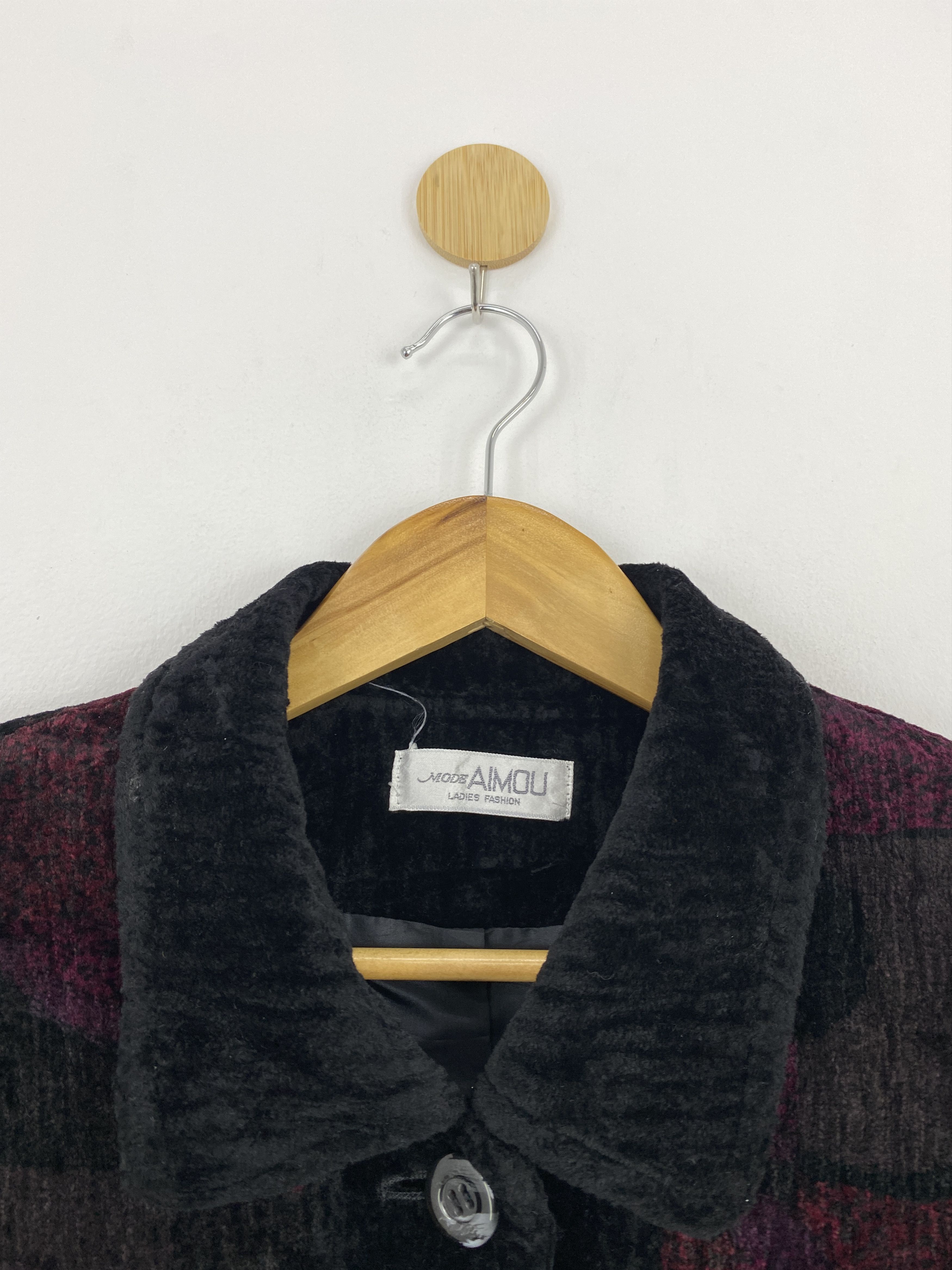Japanese Brand Vintage Novelty Boroque Velvet Button Up Jacket J1743 Size M / US 6-8 / IT 42-44 - 5 Thumbnail
