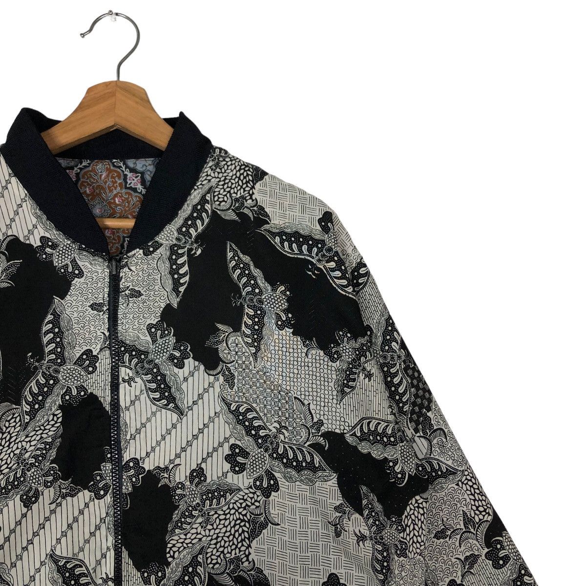 Japanese Brand 🔥90’s Vintage Bomber Jacket Batik Design Reversible Japan Size US M / EU 48-50 / 2 - 18 Thumbnail