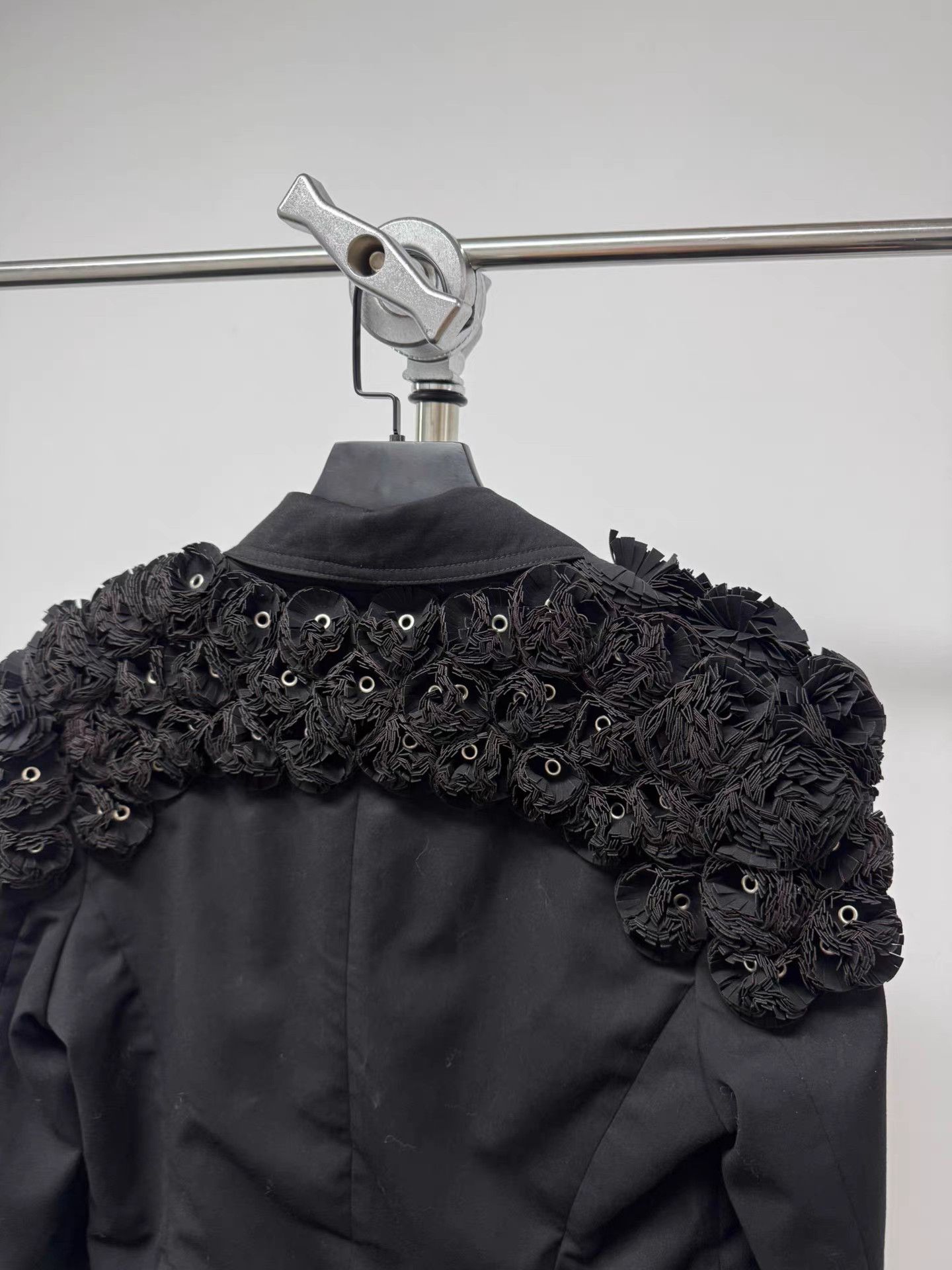 Noir Kei Ninomiya Noir Kei Ninomiya Floral Studded Biker Jacket K20 Size S / US 4 / IT 40 - 7 Thumbnail