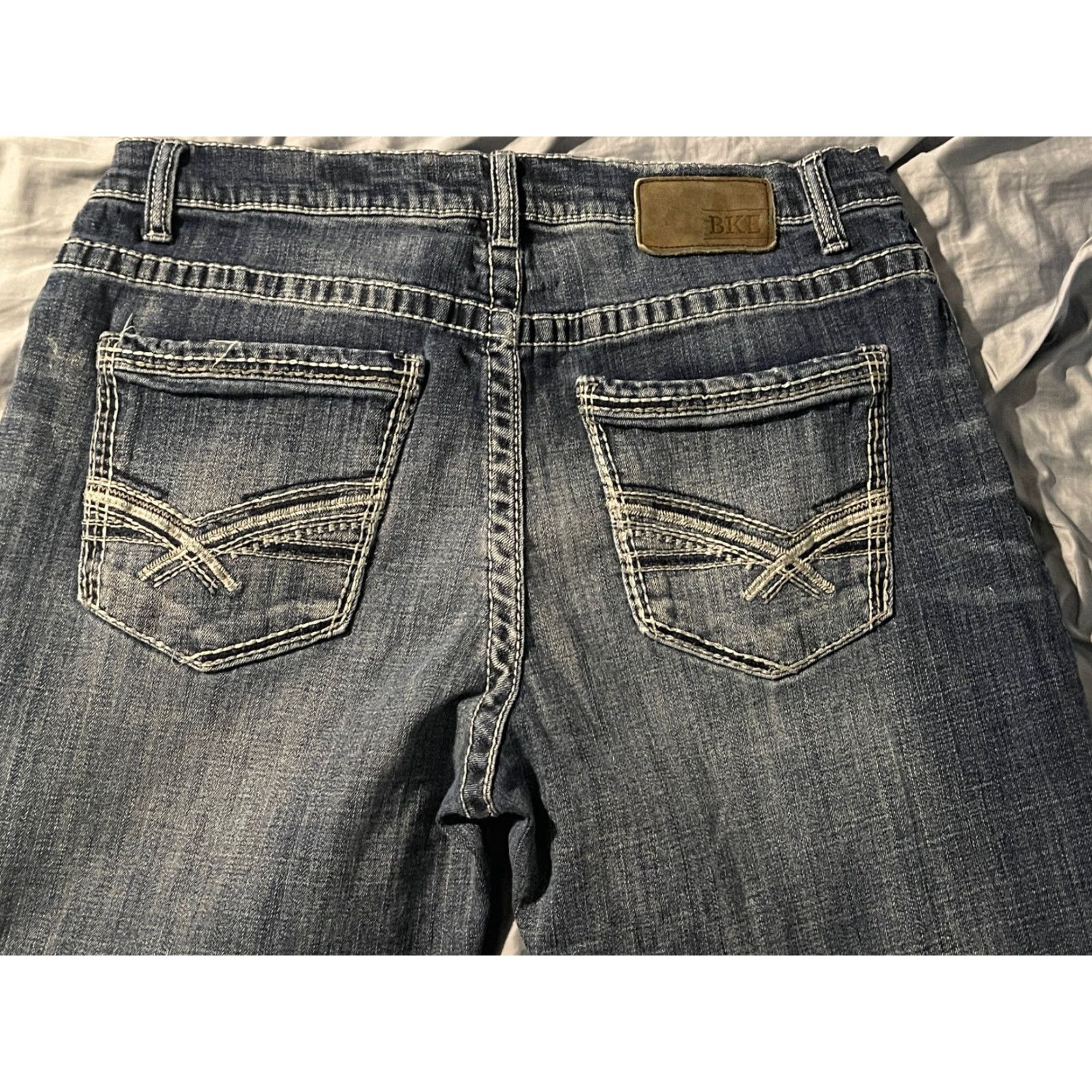 Vintage BKE Tyler Buckle Mens Jeans 34XL Straight Leg Blue Denim (32x34.5) 7-Pocket Embroidered Buckle Store Mens Buckle BKE Tyler Jeans blue denim Size US 39 - 3 Thumbnail