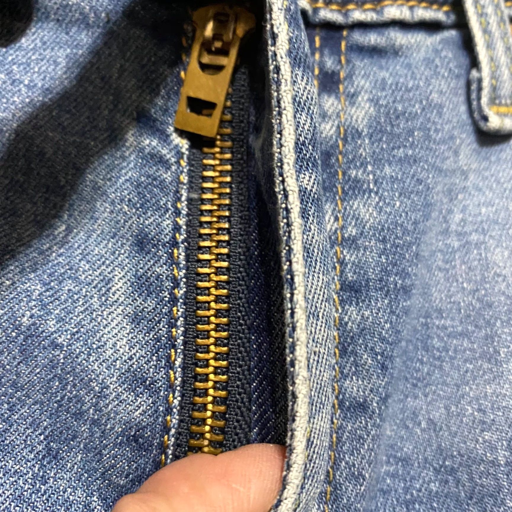 Levi's Levi's 511 Mens Jeans 31x32 Blue Denim Straight Medium Wash Slim Fit Distress Size US 30 / EU 46 - 7 Thumbnail