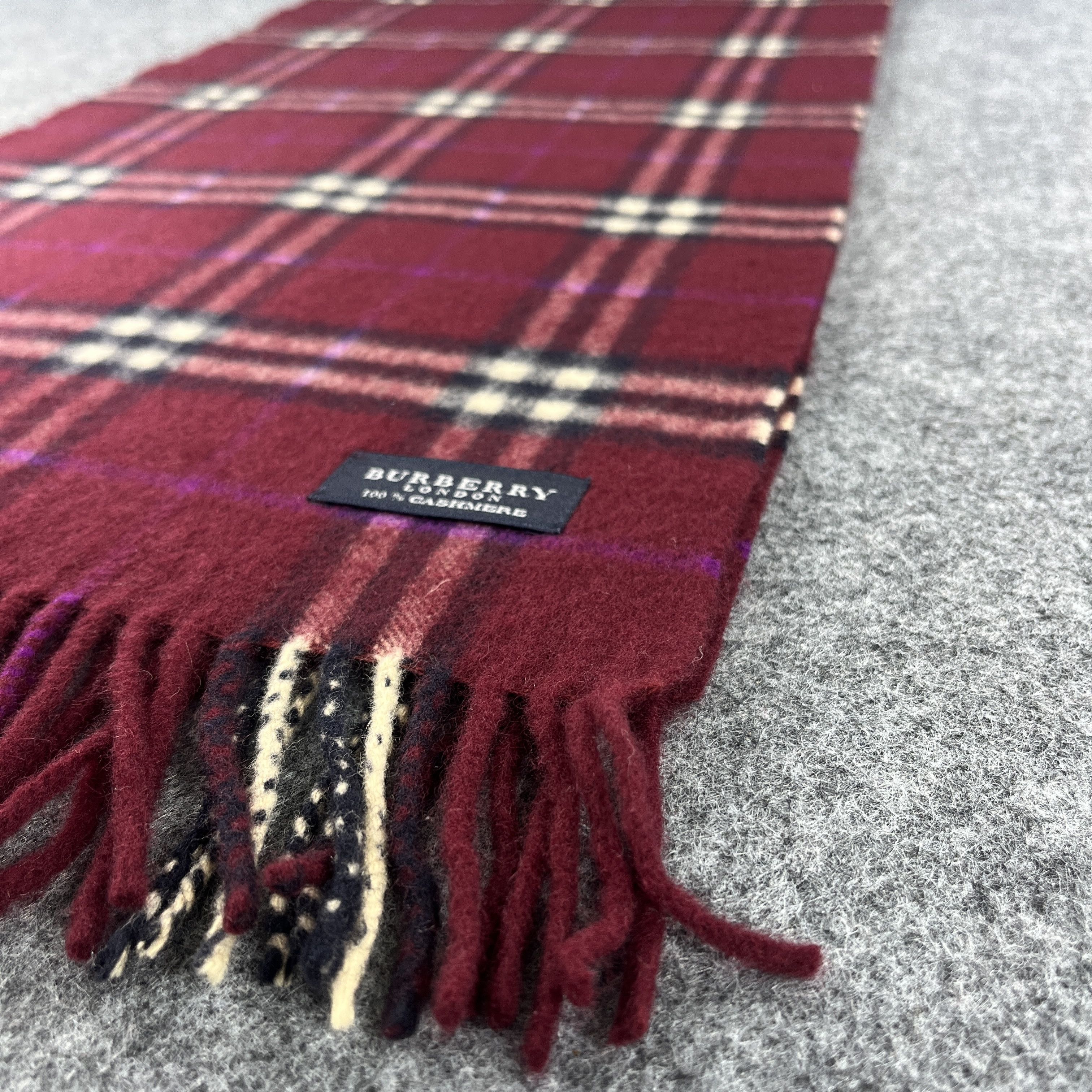 Burberry Burberry Scarf / Muffler / Neckwear T1312 Size ONE SIZE - 6 Thumbnail