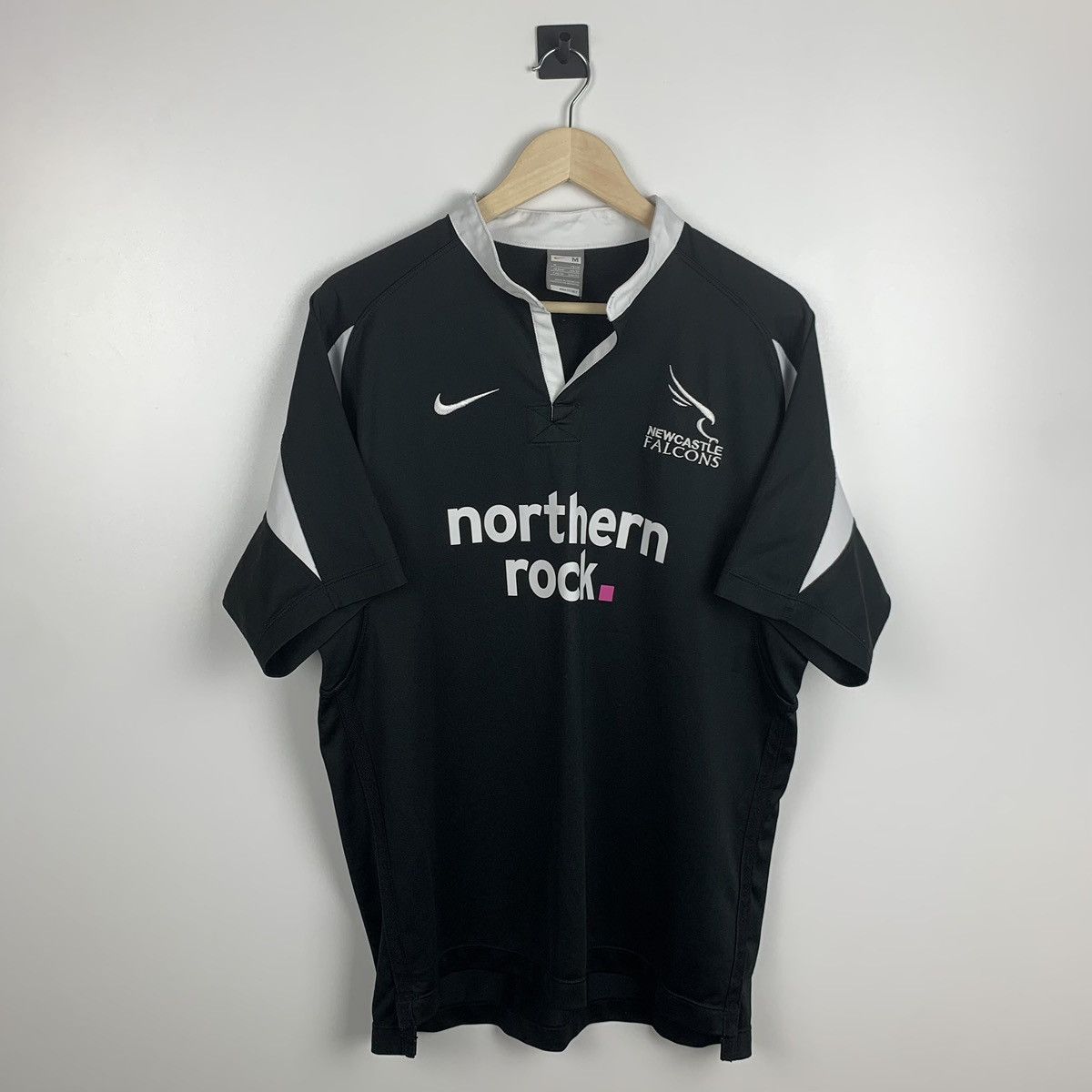 Nike Nike New Castle Falcons Rugby Jersey Black Size M Size US M / EU 48-50 / 2 - 1 Thumbnail