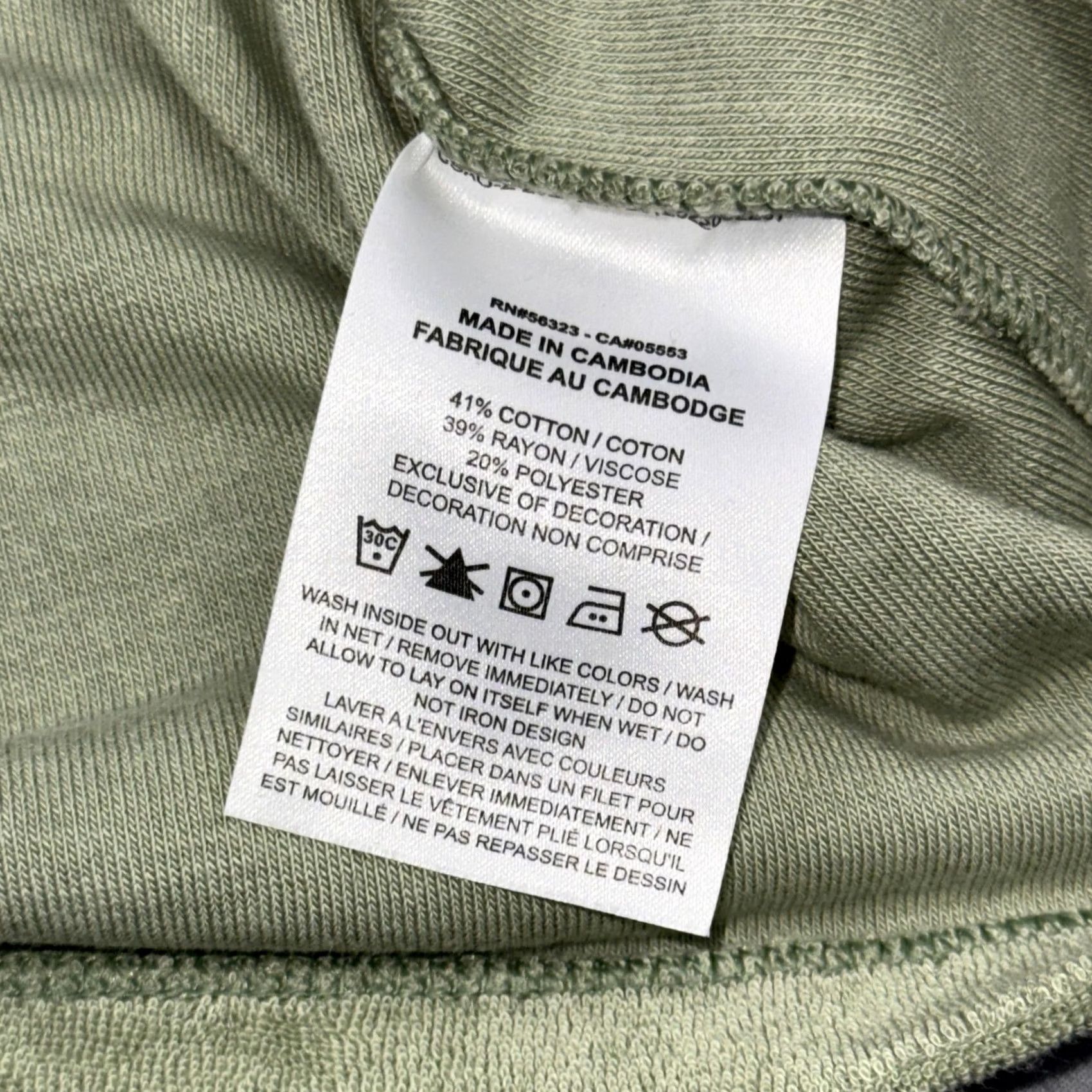 Nike VINTAGE Nike Shirt Womens XL Green Velour Cropped Tee Embroidered Swoosh Crewneck Soft Size XL / US 12-14 / IT 48-50 - 4 Thumbnail