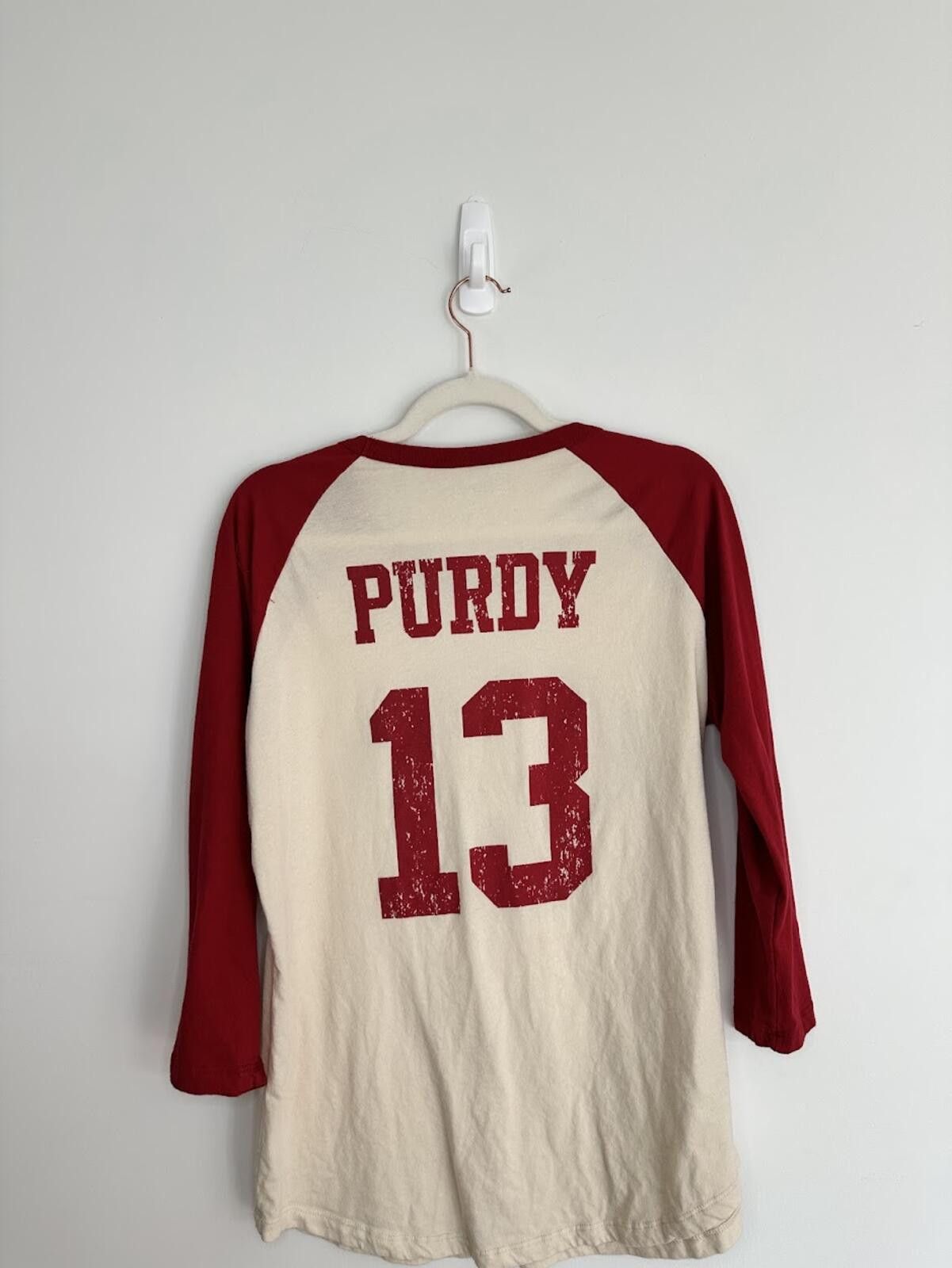 Majestic San Francisco 49ers Women's Baseball Tee Brock Purdy - Sz. L Size L / US 10 / IT 46 - 1 Thumbnail
