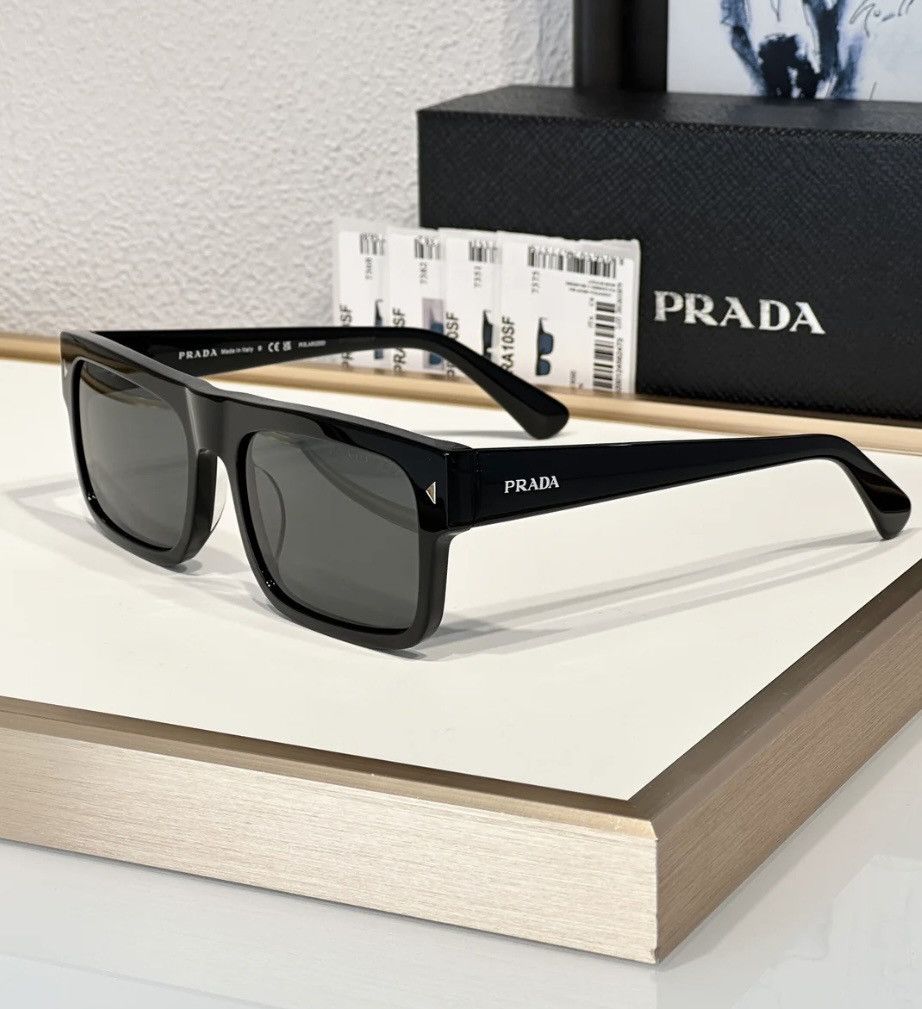 Prada × Streetwear × Vintage NEW Prada Symbole sunglasses