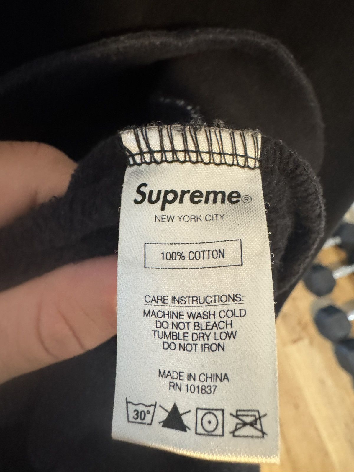 Supreme Supreme Rib Stripe Crewneck Black Size US M / EU 48-50 / 2 - 6 Thumbnail