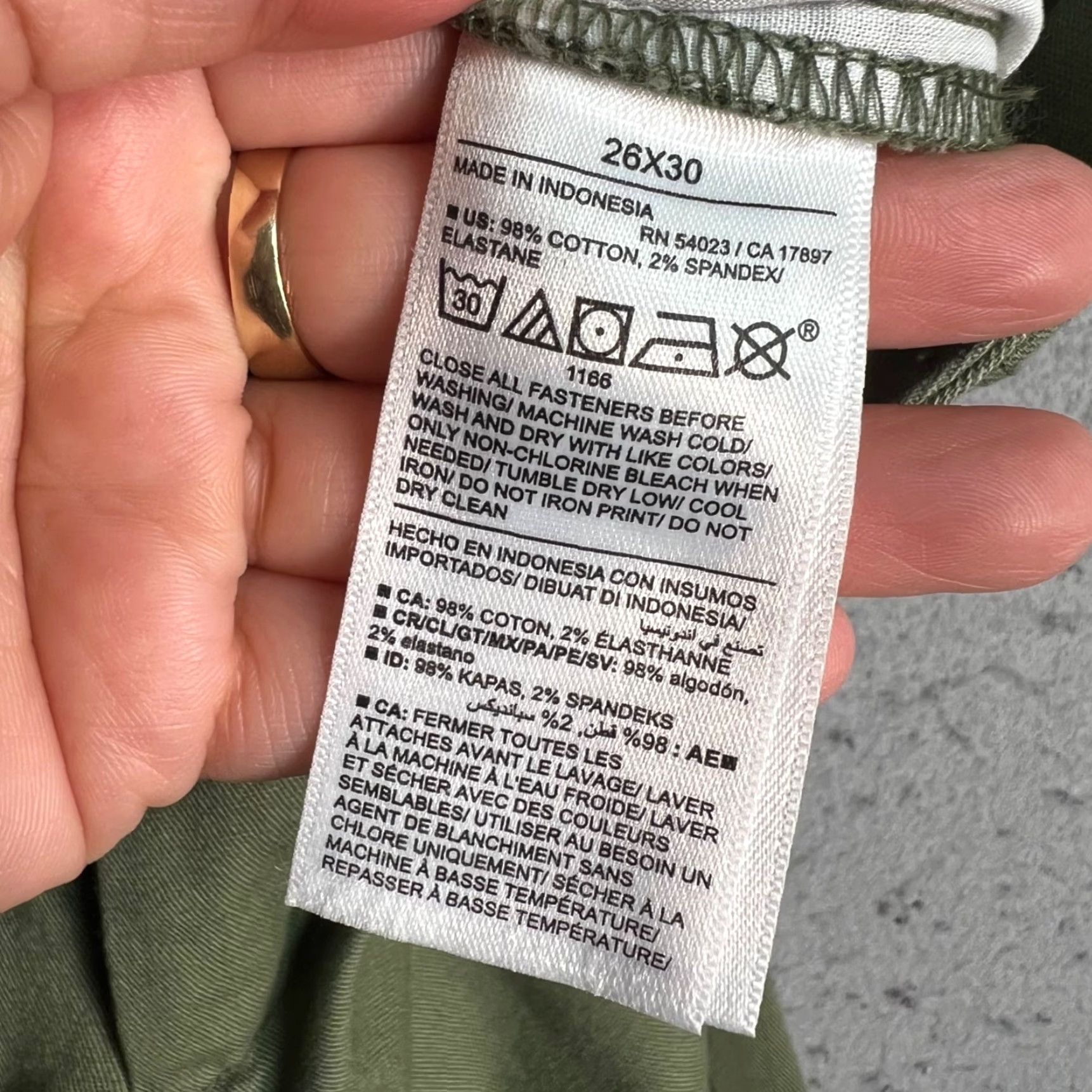 Old Navy Old Navy Slim Fit Casual Pants 26 x 30 Green Cotton Blend Stretch NEW! Mens Pants Regular 26 Green Casual Stretch Old Navy Size US 26 / EU 42 - 4 Thumbnail