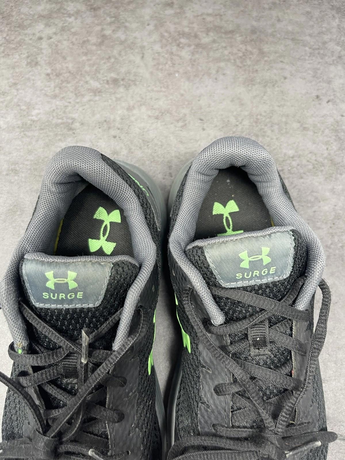 Under Armour Under Armlur UA GS Surge 2 Sneakers Kids Size 6 Size US 6 / EU 39 - 9 Thumbnail